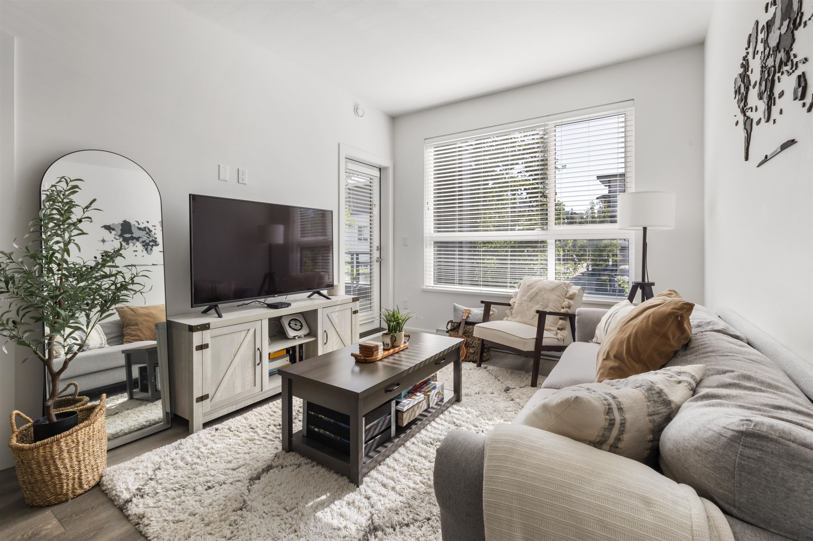20829 77a Avenue #210, Langley, BC V2Y 0W7