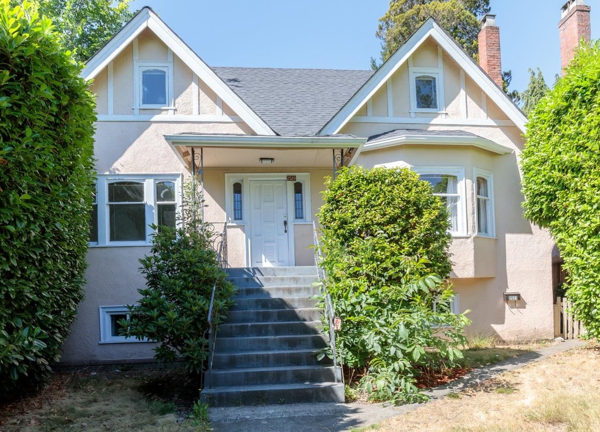 2529 West 41st Avenue, Vancouver, BC V6N 3C2