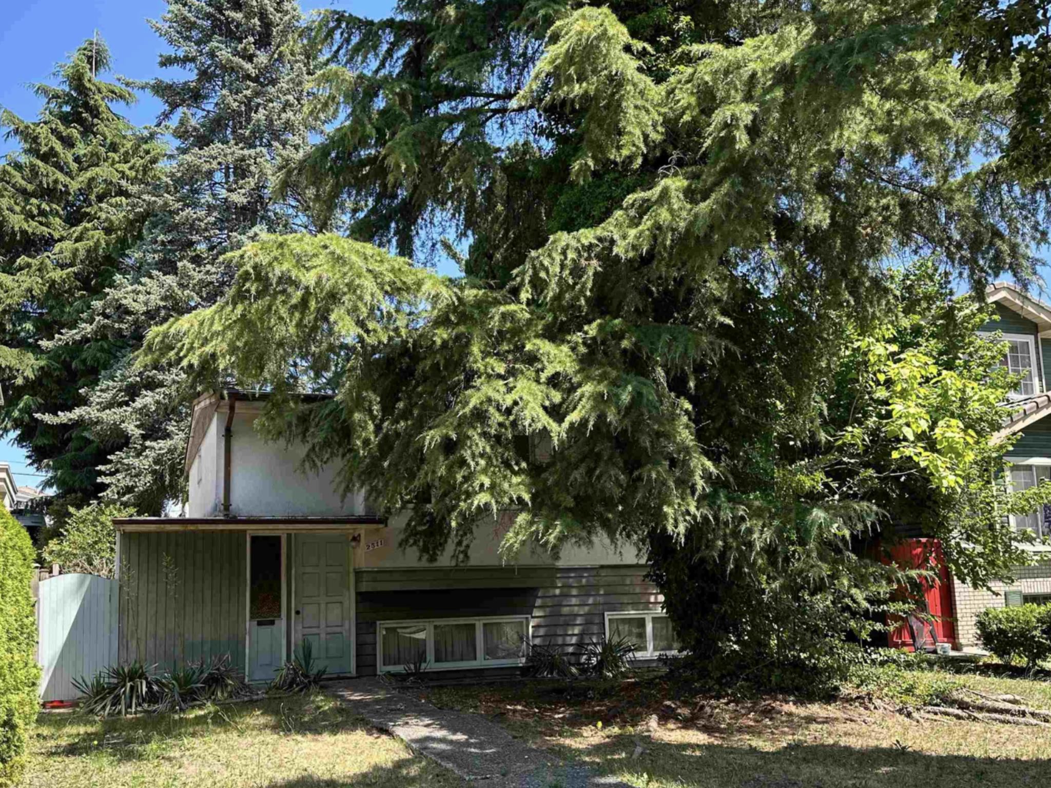 2511 Upland Drive, Vancouver, BC V5S 2B6