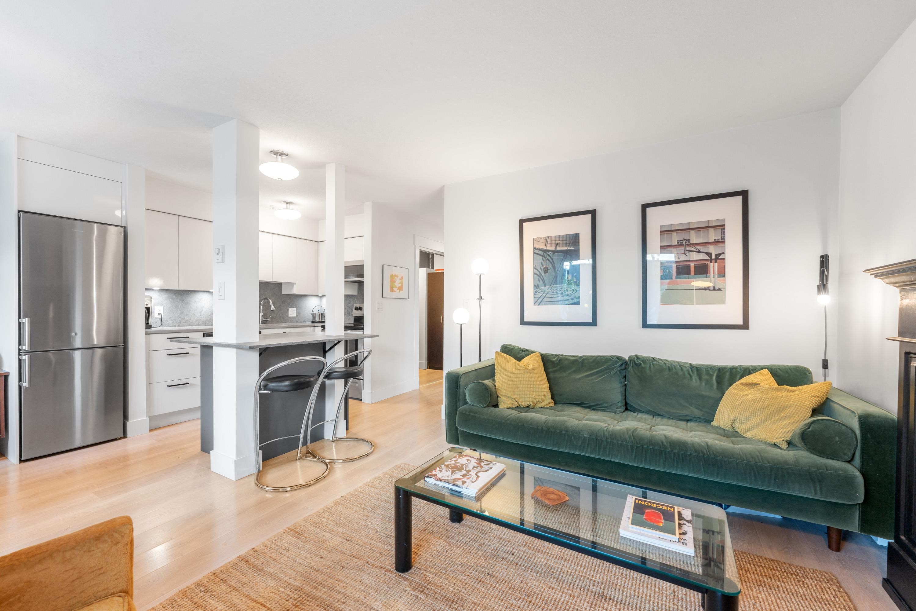 2133 Dundas Street #105, Vancouver, BC V5L 1J7