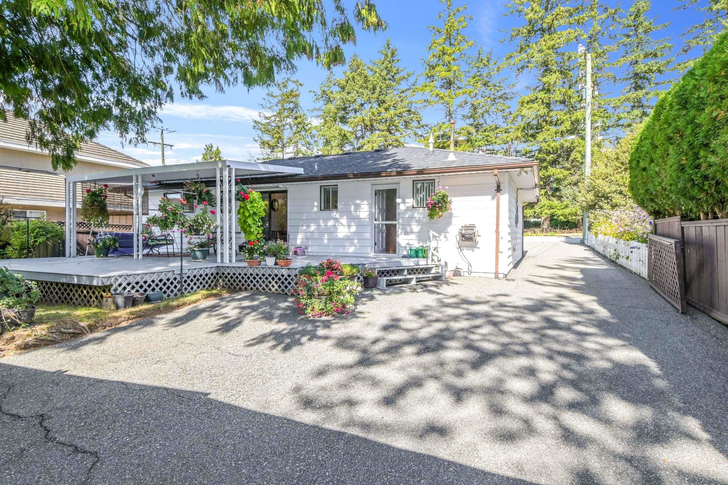 92 Avenue, Surrey, BC V3V 1J5
