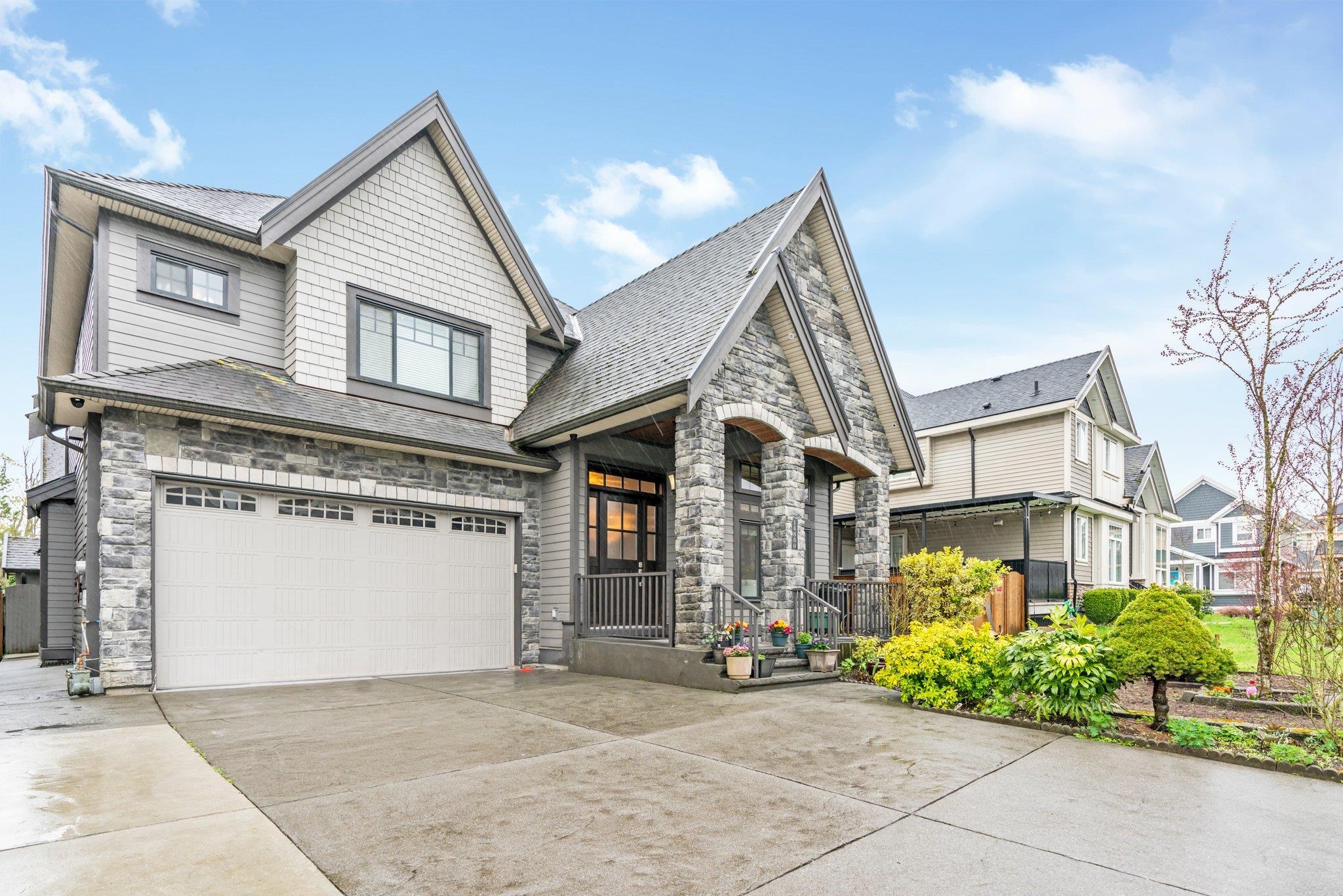 70b Avenue, Surrey, BC V3S 2X3