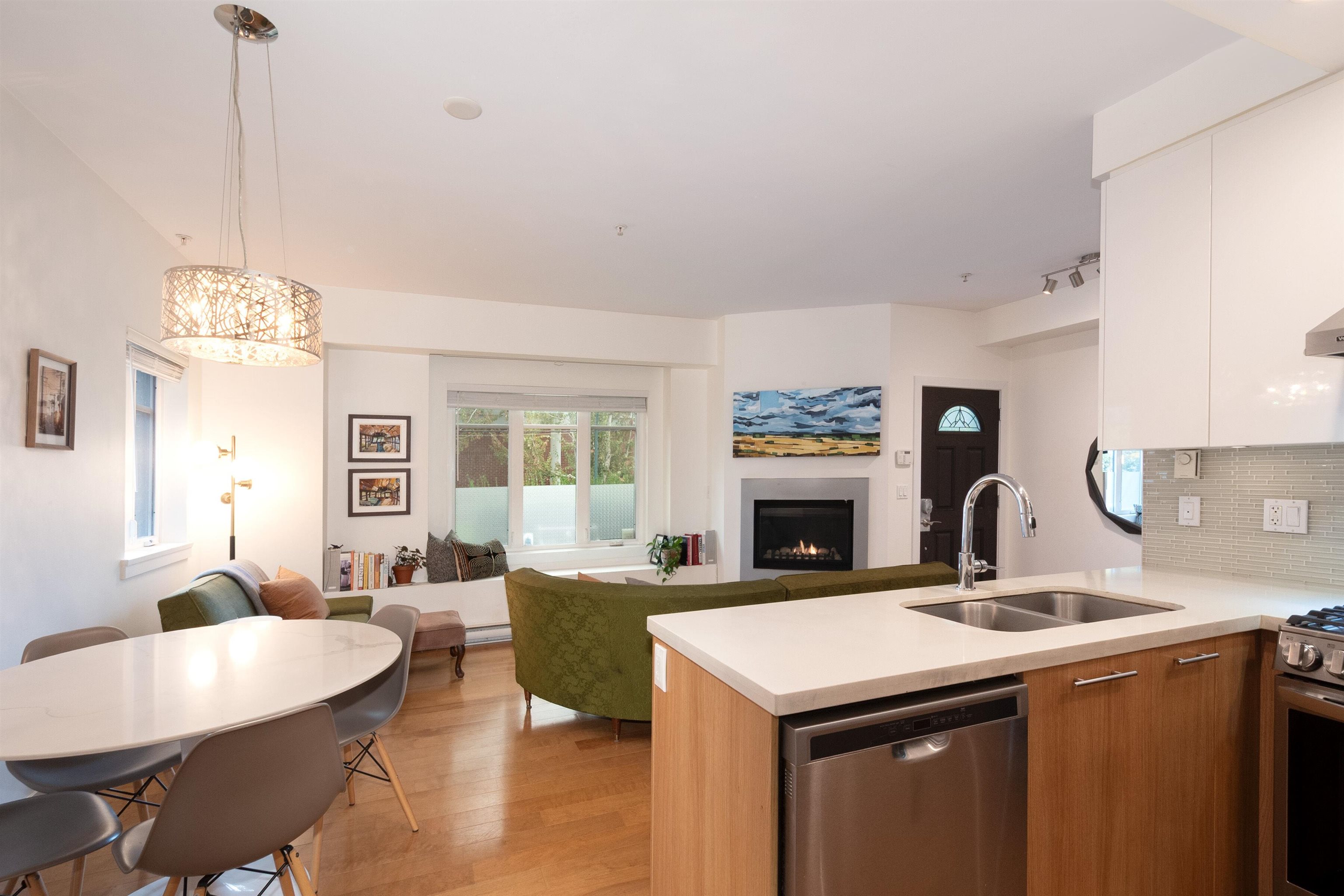 468 East 5th Avenue, Vancouver, BC V5T 1H9
