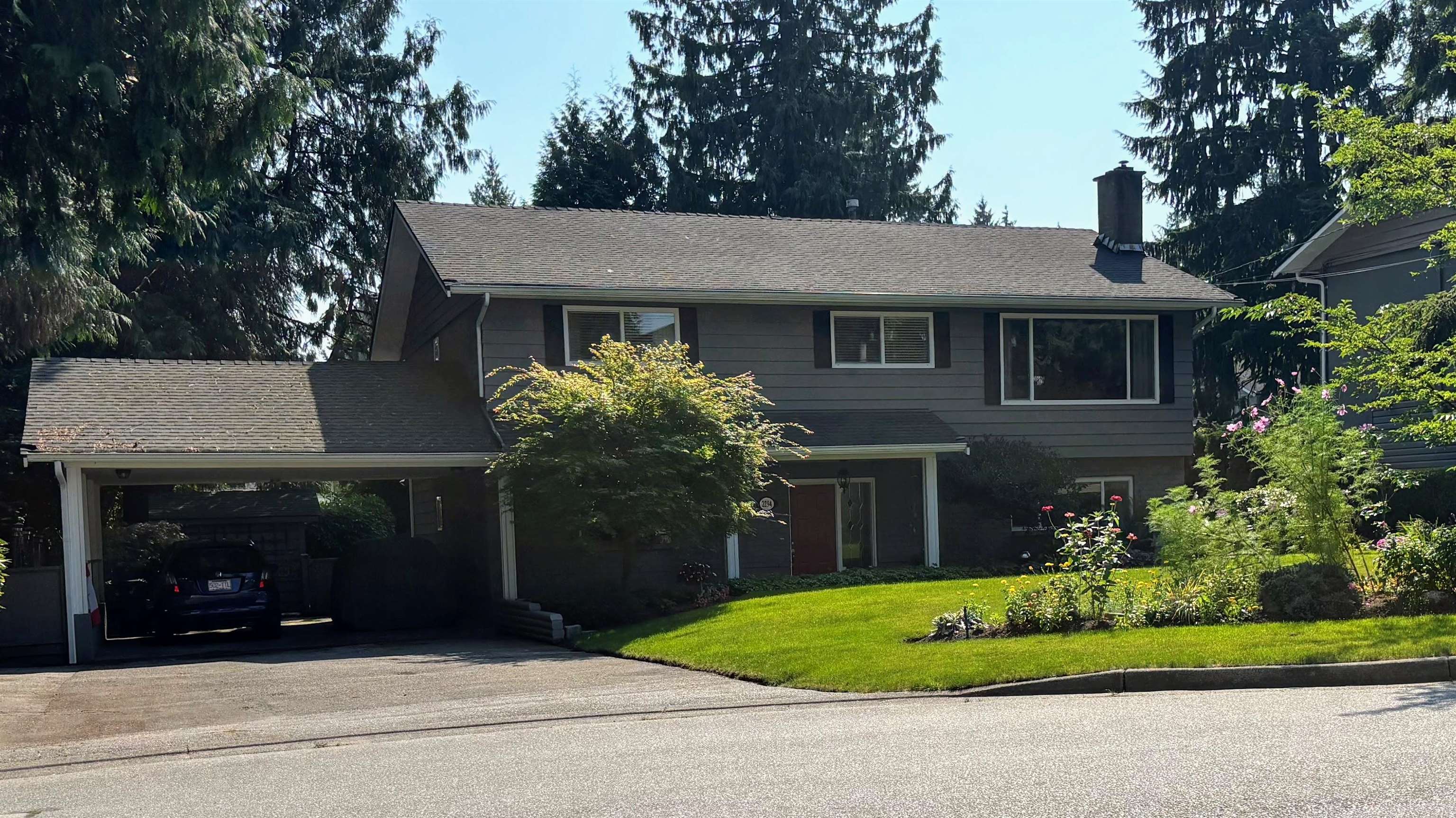 2294 Stanwood Avenue, Coquitlam, BC V3K 3A6