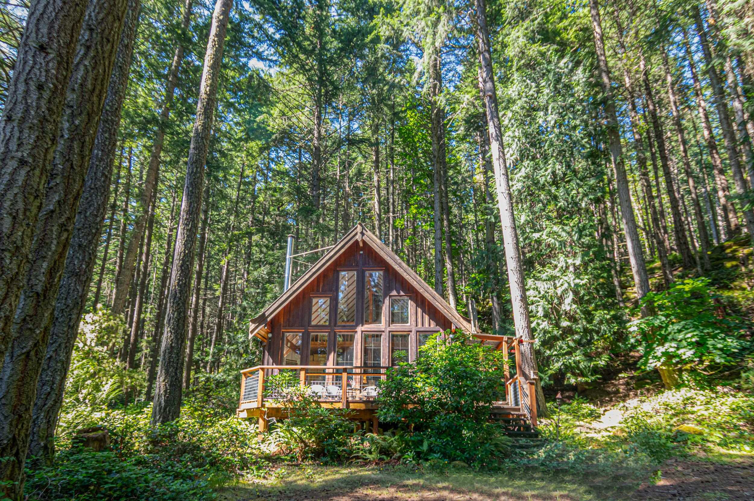 15140 Porlier Pass Rd, Galiano Island, BC V0N 1P0