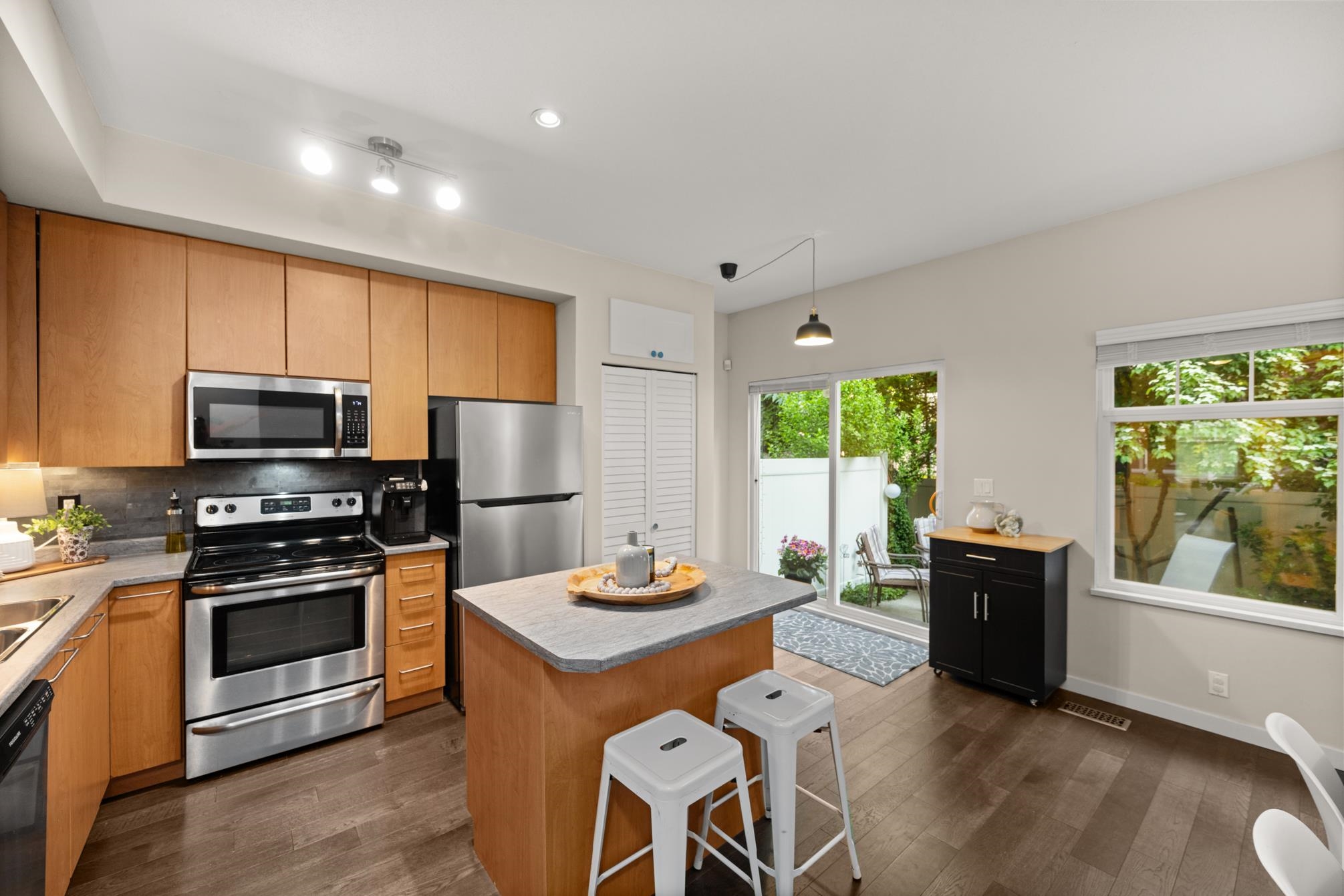 2678 King George Boulevard #14, Surrey, BC V4P 1H6