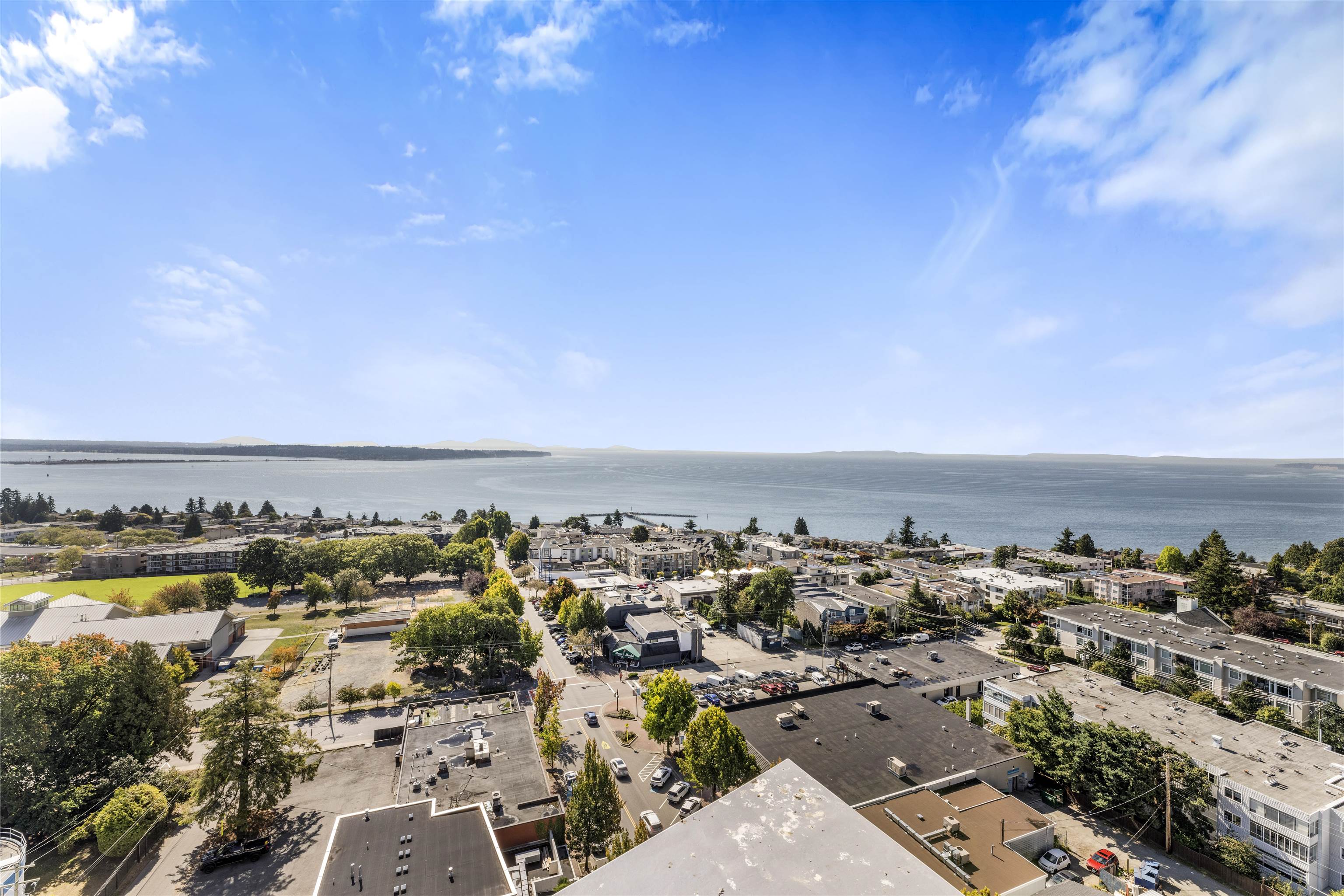 1342 Johnston Rd #1302, White Rock, BC V4B 0C7