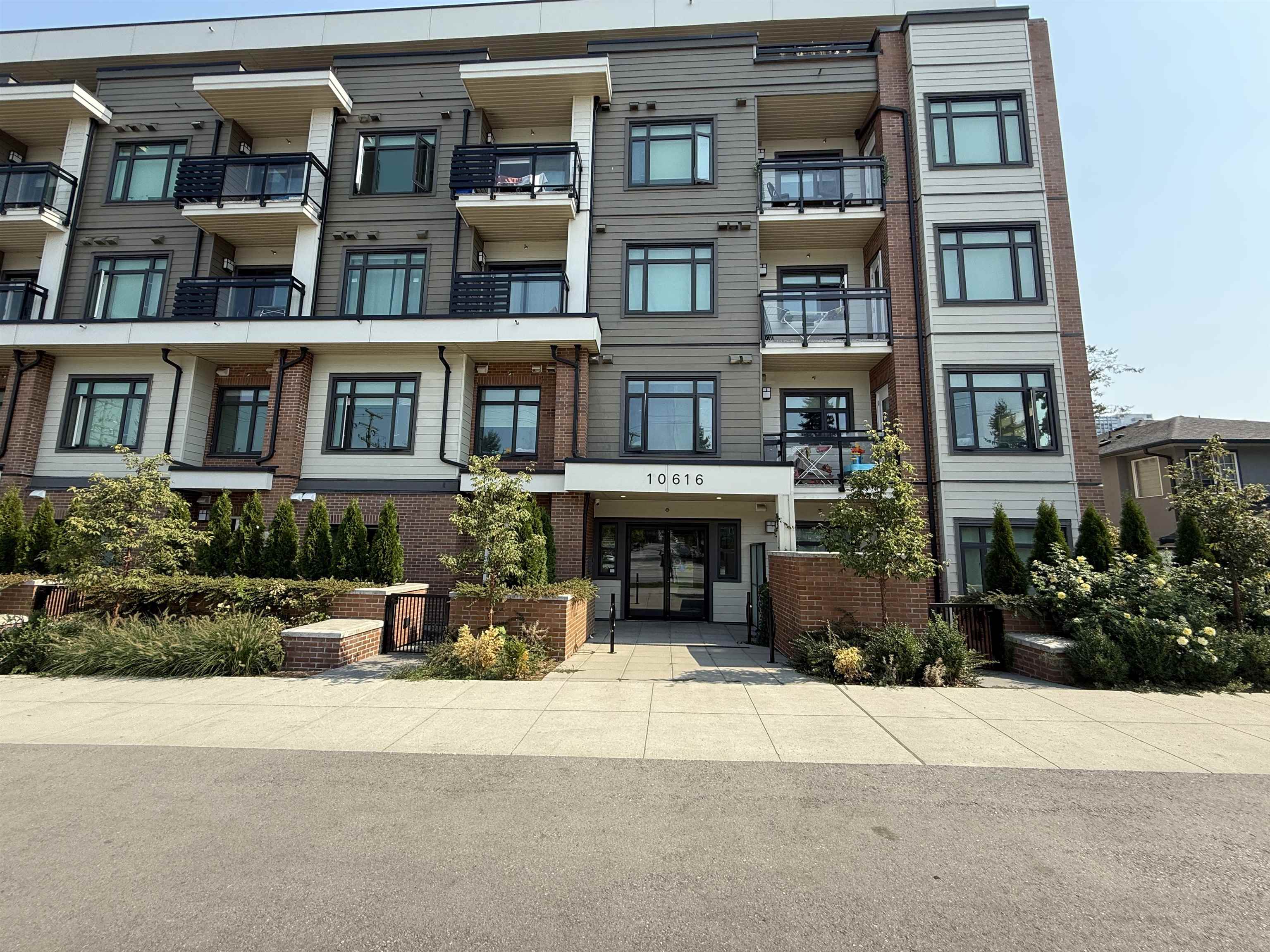 10616 132 St #508, Surrey, BC V3T 0T3