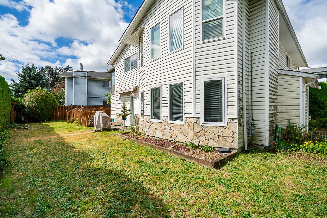 527 East Columbia Street, New Westminster, BC V3L 3X8