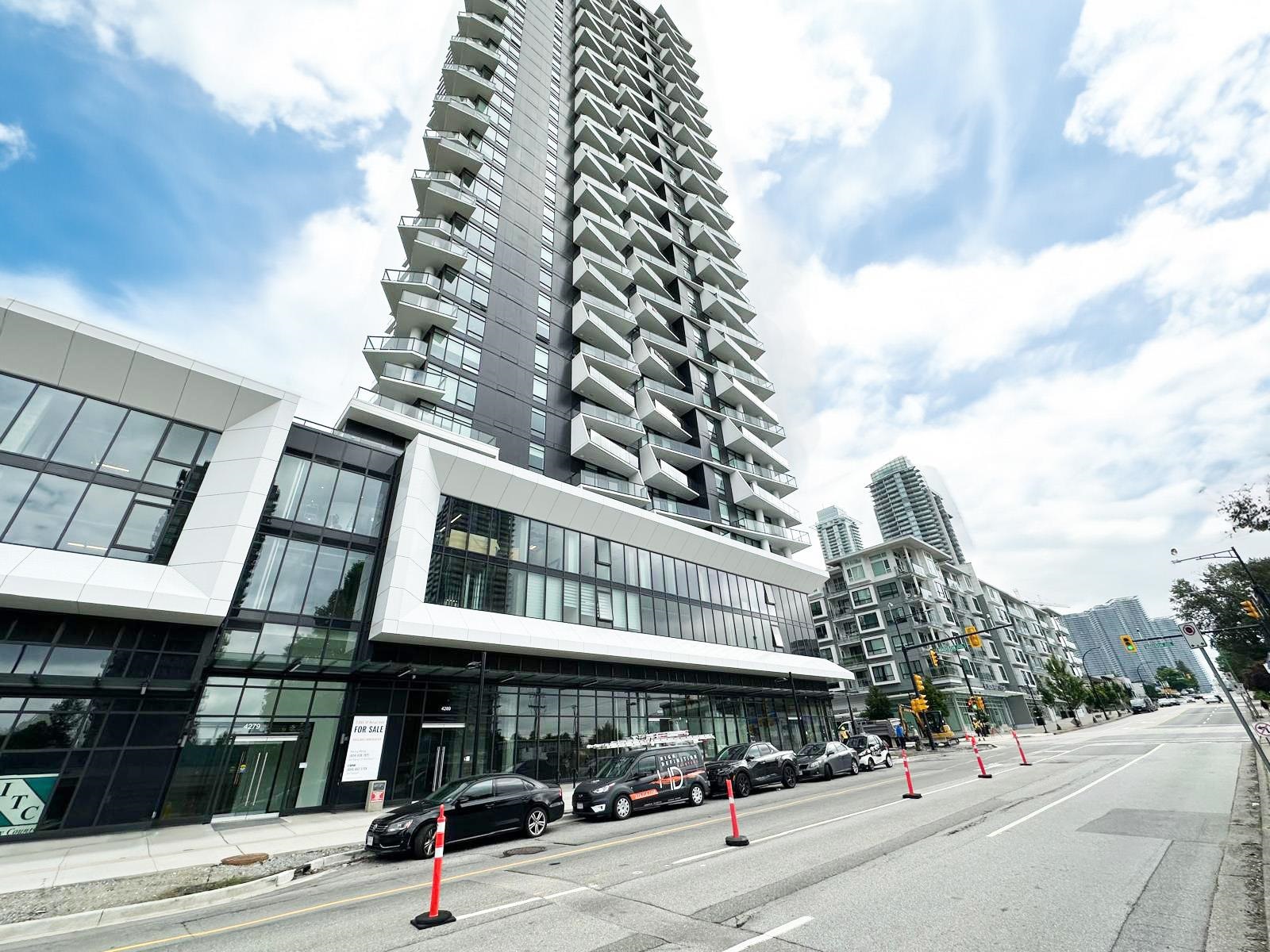 2181 Madison Avenue #901, Burnaby, BC V5C 0N4