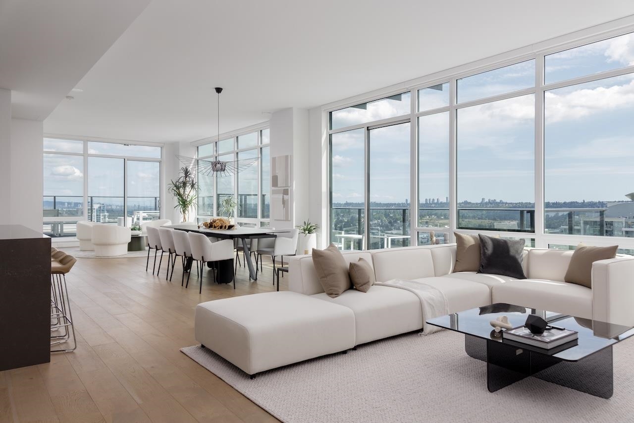 2181 Madison Avenue #ph2, Burnaby, BC V5C 0N4