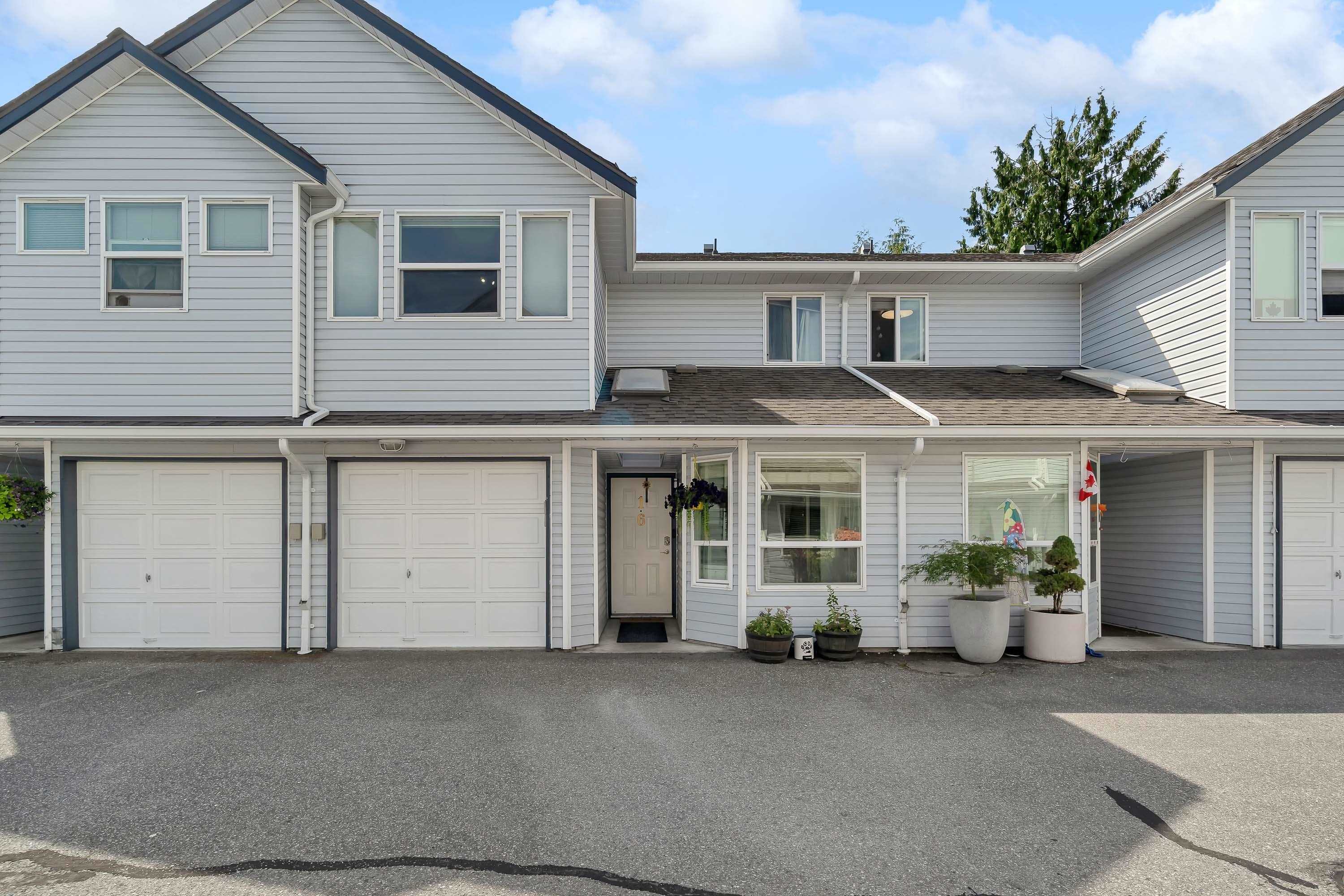 20630 118 Avenue #16, Maple Ridge, BC V2X 0S1