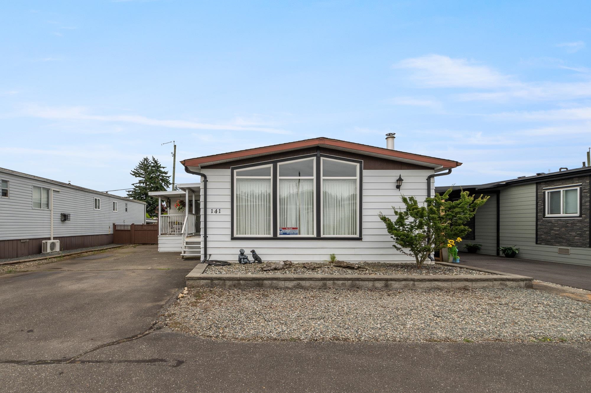27111 0 Avenue #141, Langley, BC V4W 2T3