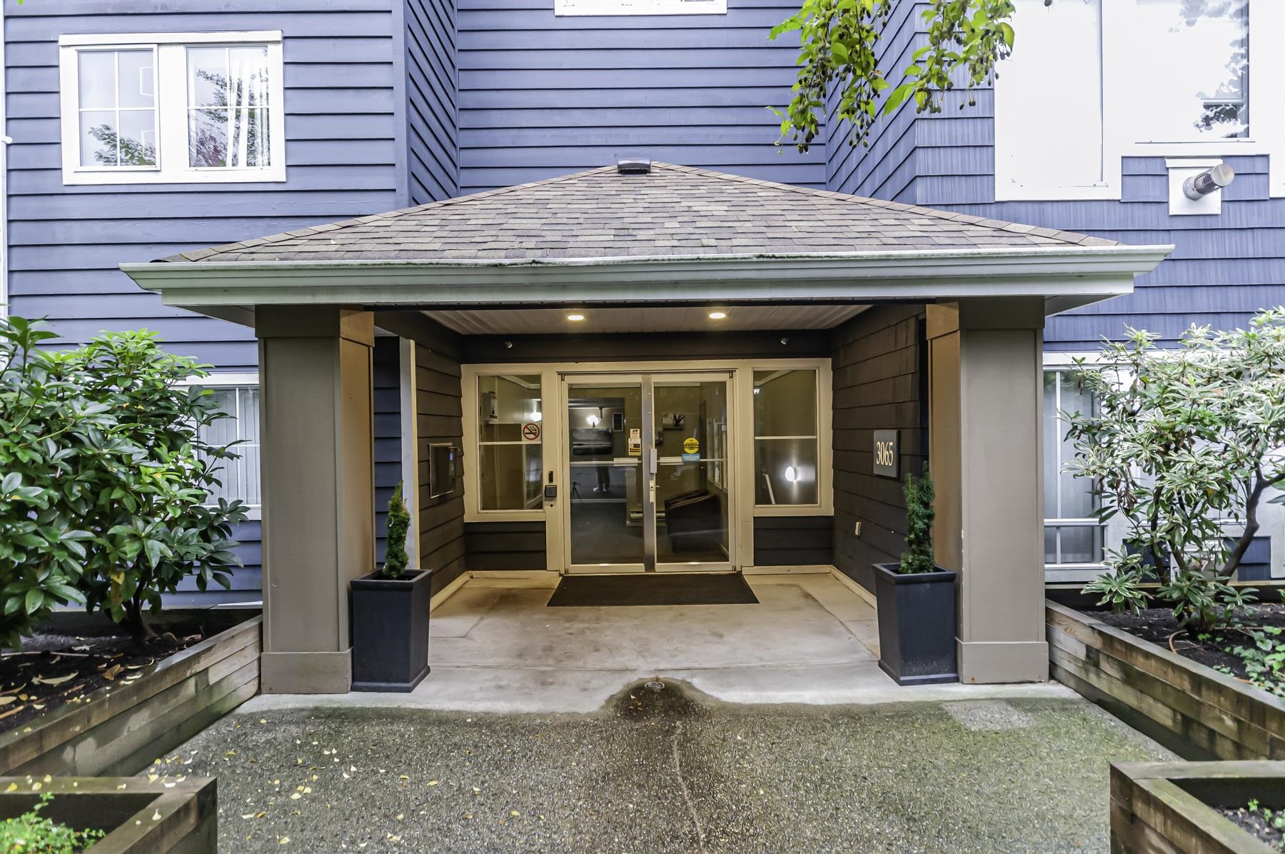3065 Primrose Lane #305, Coquitlam, BC V3B 7P7