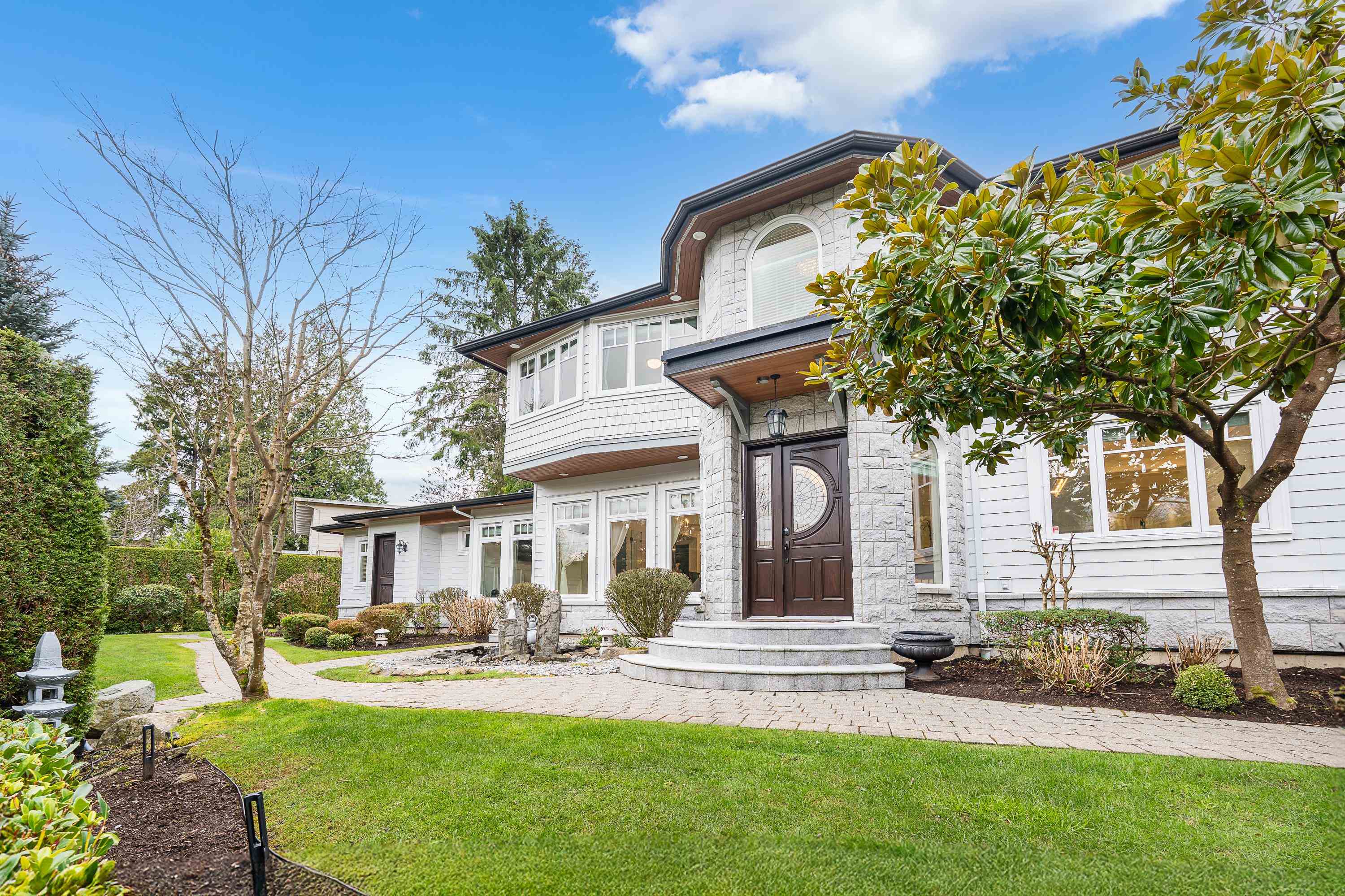 760 Burley Drive, West Vancouver, BC V7T 1Z6