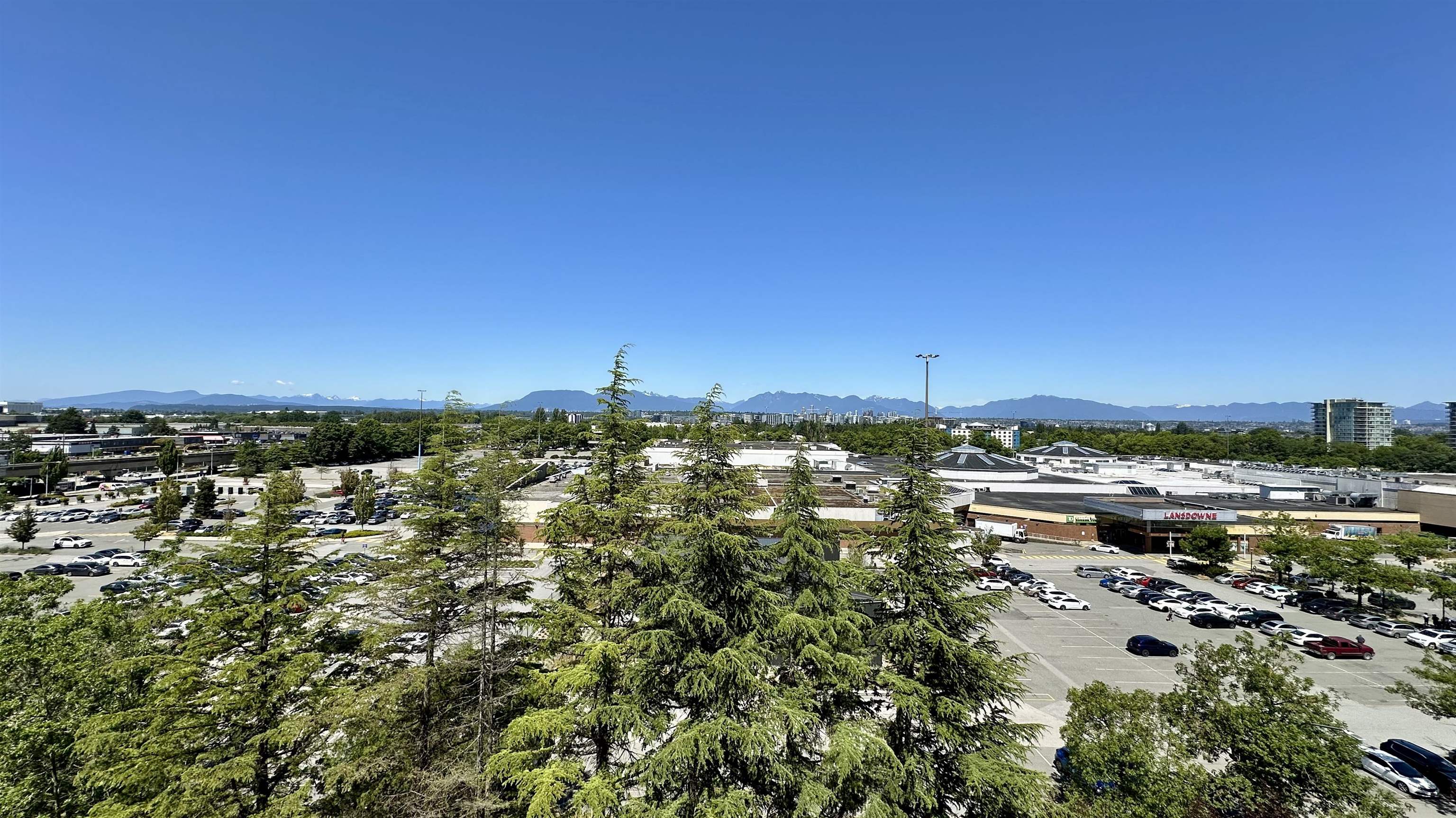 8160 Lansdowne Road #902, Richmond, BC V6X 0A9