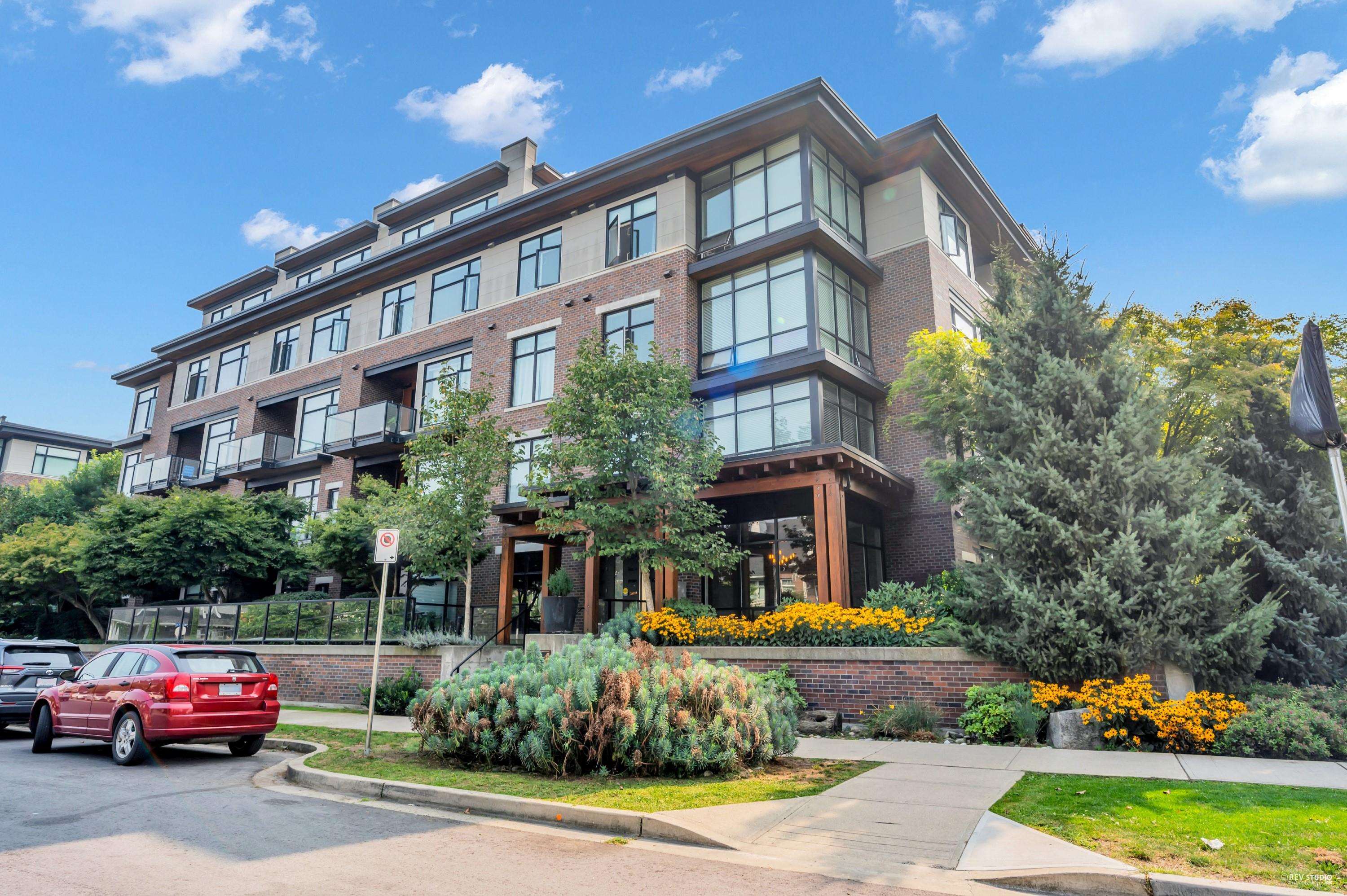 262 Salter Street #108, New Westminster, BC V3M 0J6