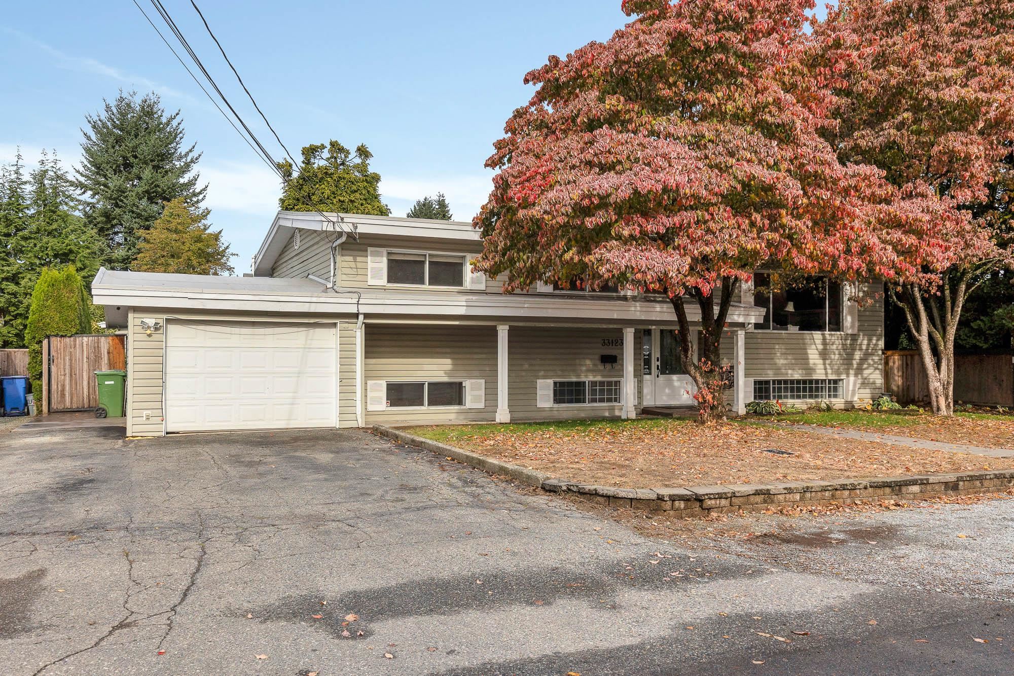 33123 Kay Avenue, Abbotsford, BC V2S 1M7