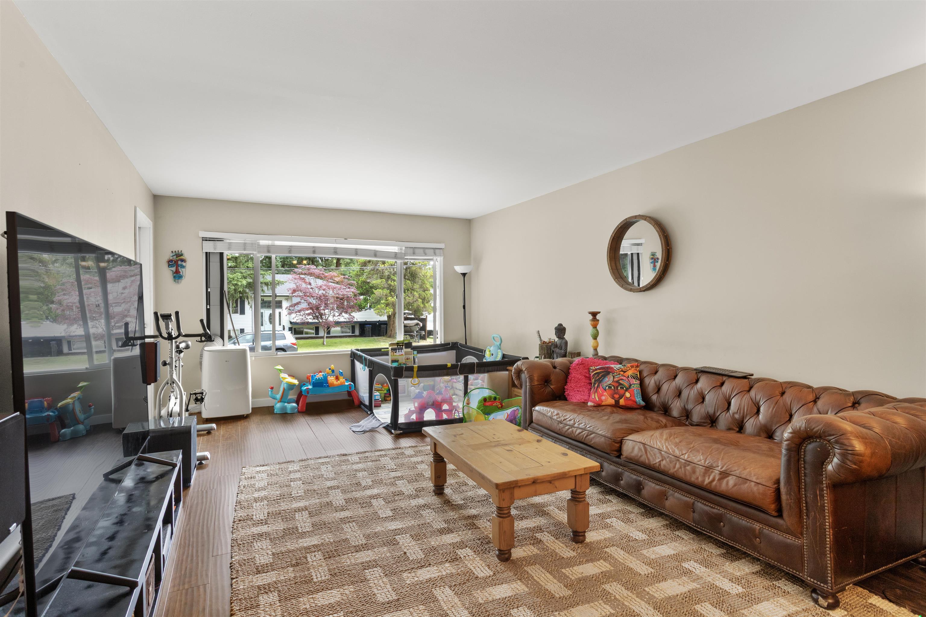 3421 Edinburgh Street, Port Coquitlam, BC V3B 4K4