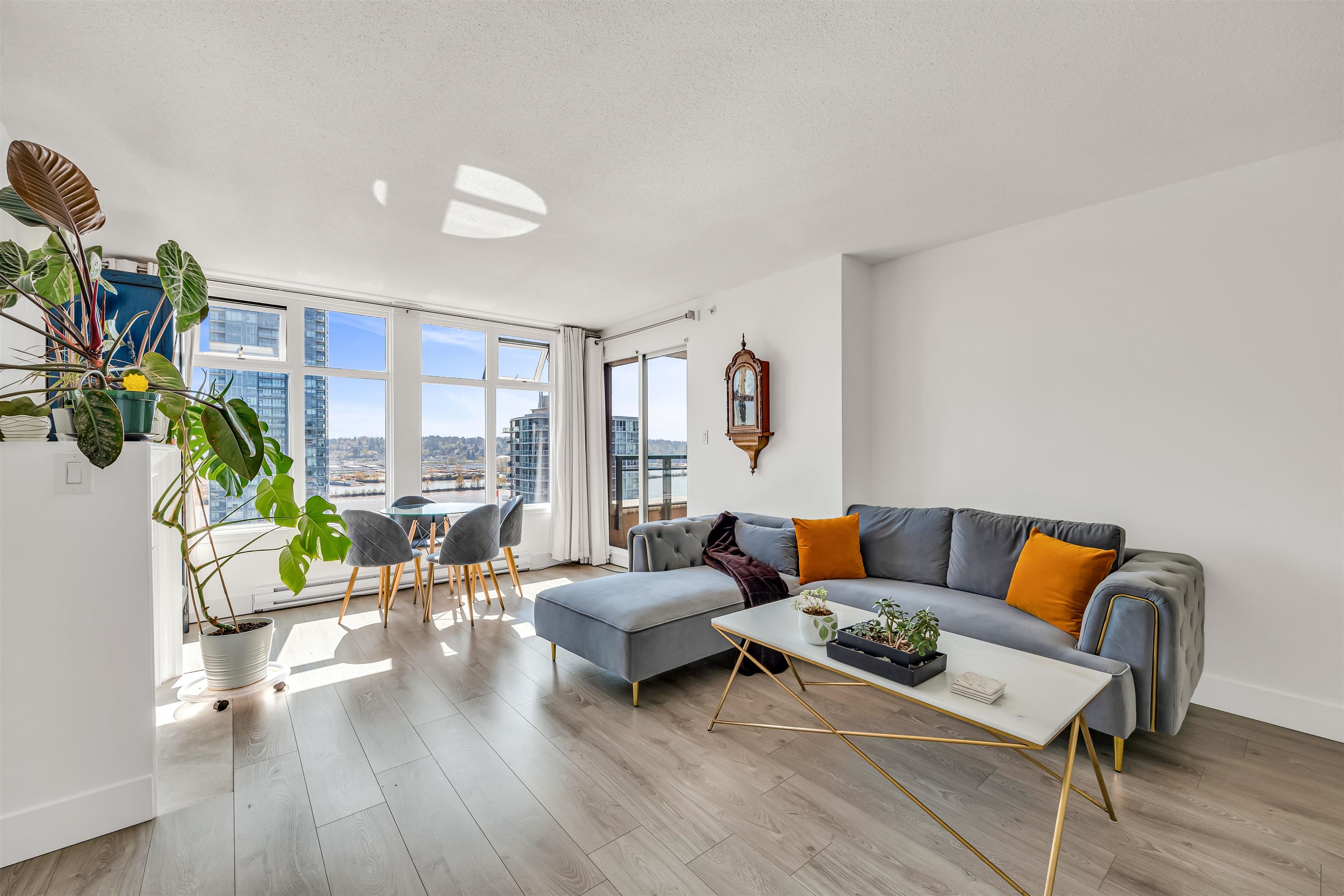 720 Carnarvon Street #1006, New Westminster, BC V3M 6S2