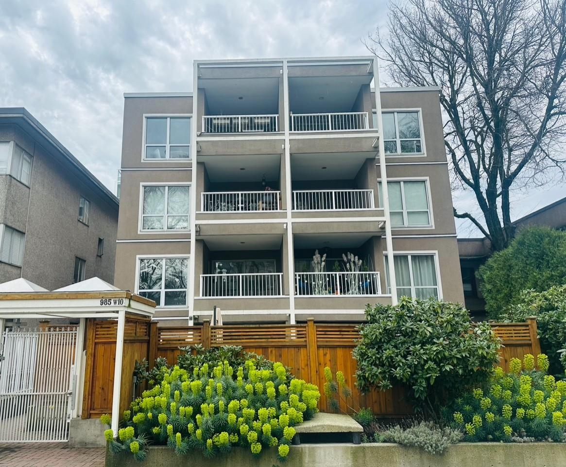 985 West 10th Avenue #403, Vancouver, BC V5Z 1L9
