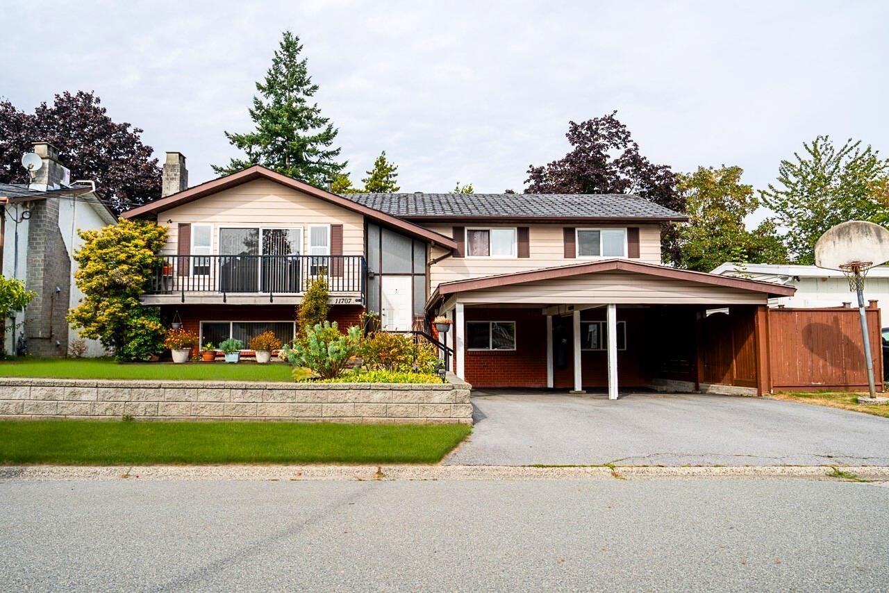 82b Avenue, Delta, BC V4C 2E8
