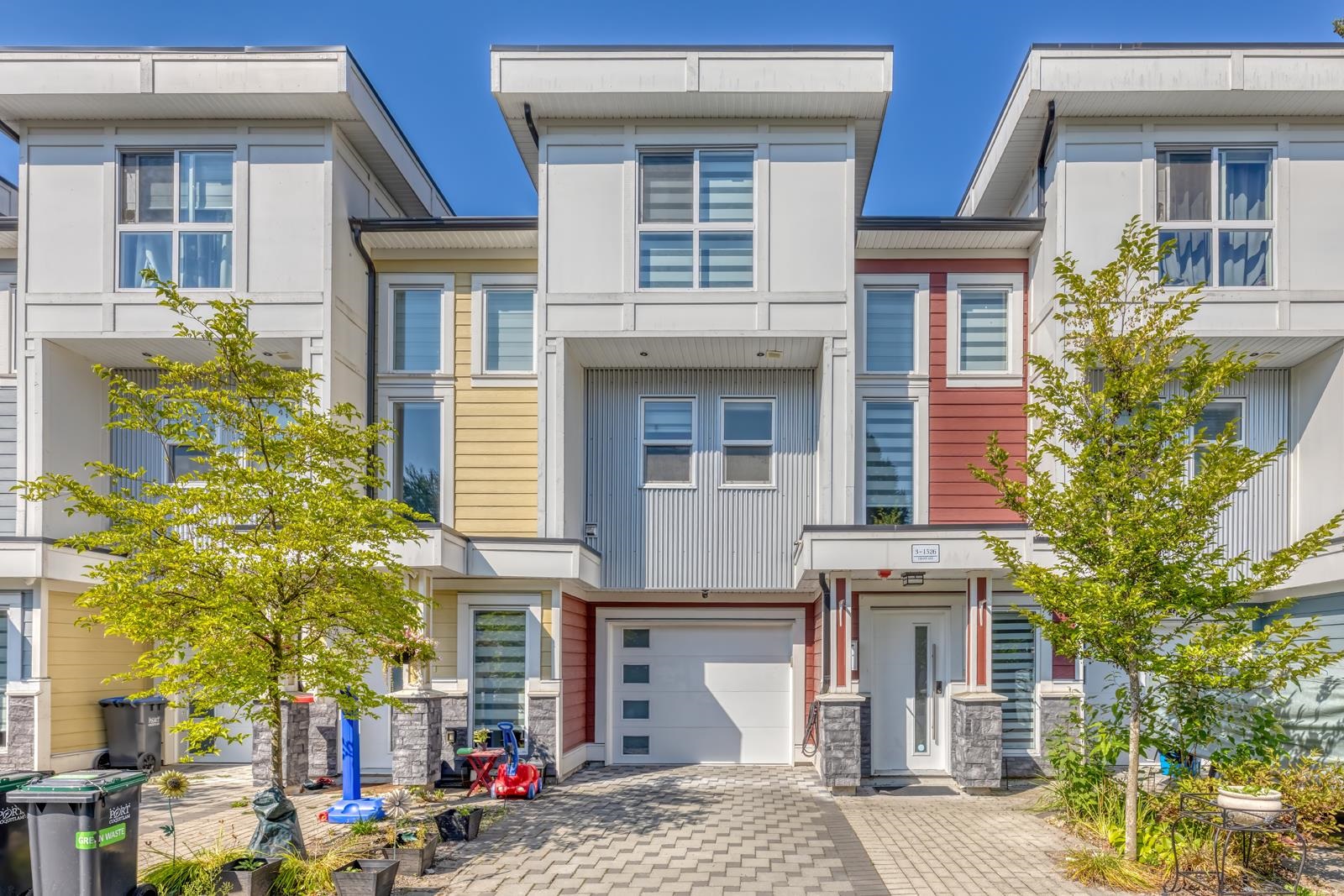 1526 Grant Ave #3, Port Coquitlam, BC V3B 1P2