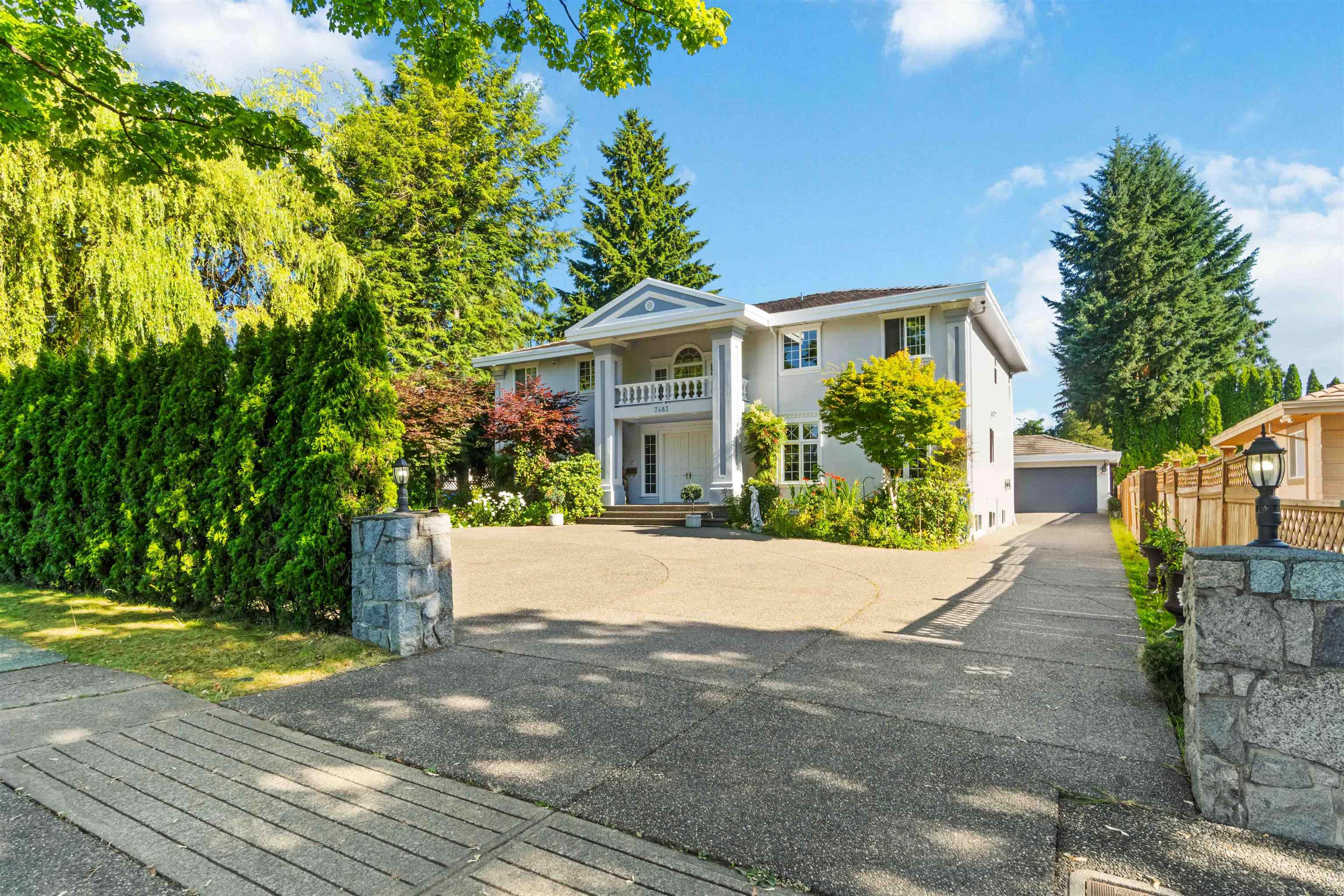 7483 Government Road, Burnaby, BC V5A 2C5