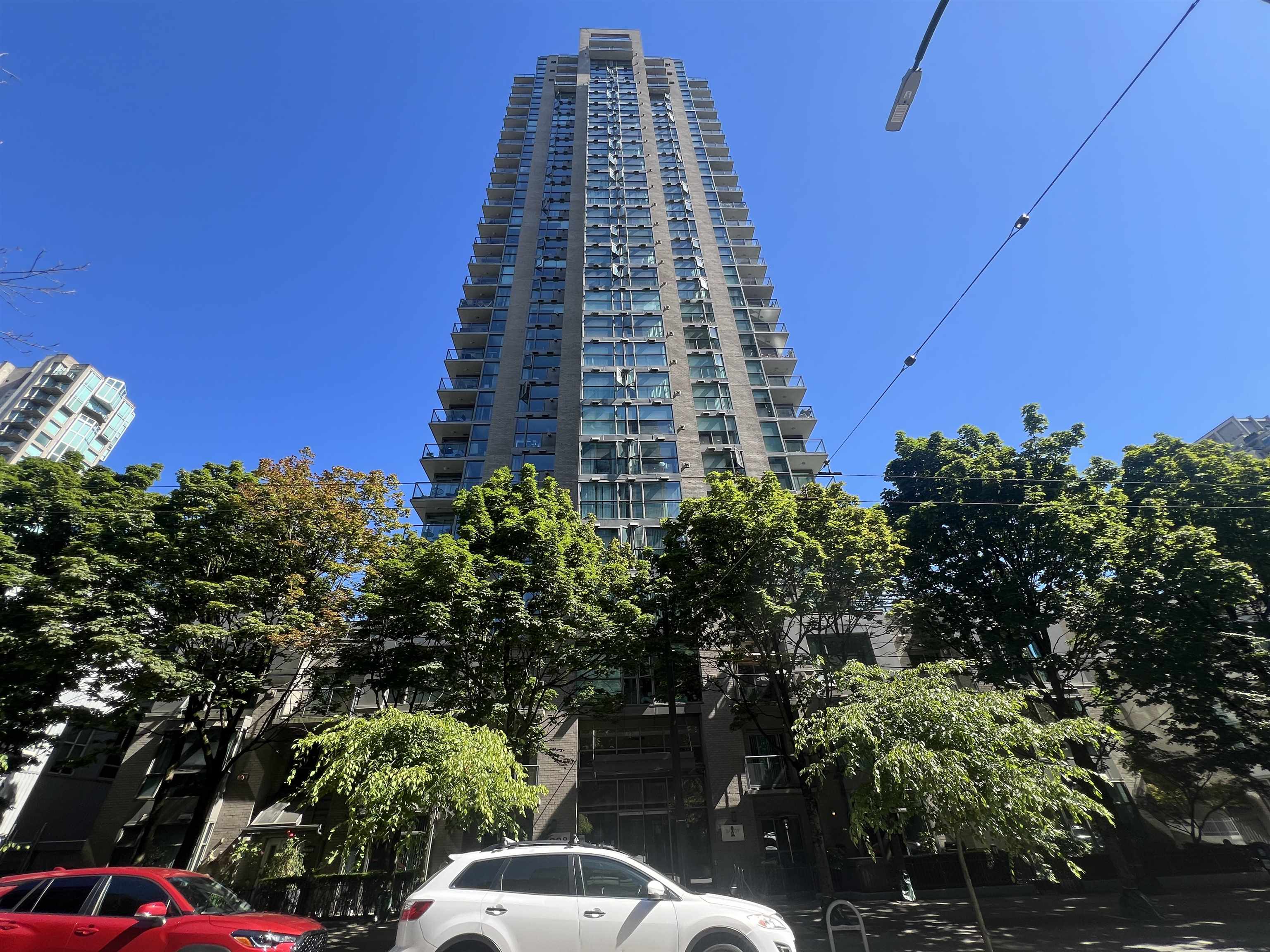 928 Richards Street #1203, Vancouver, BC V6B 6P6