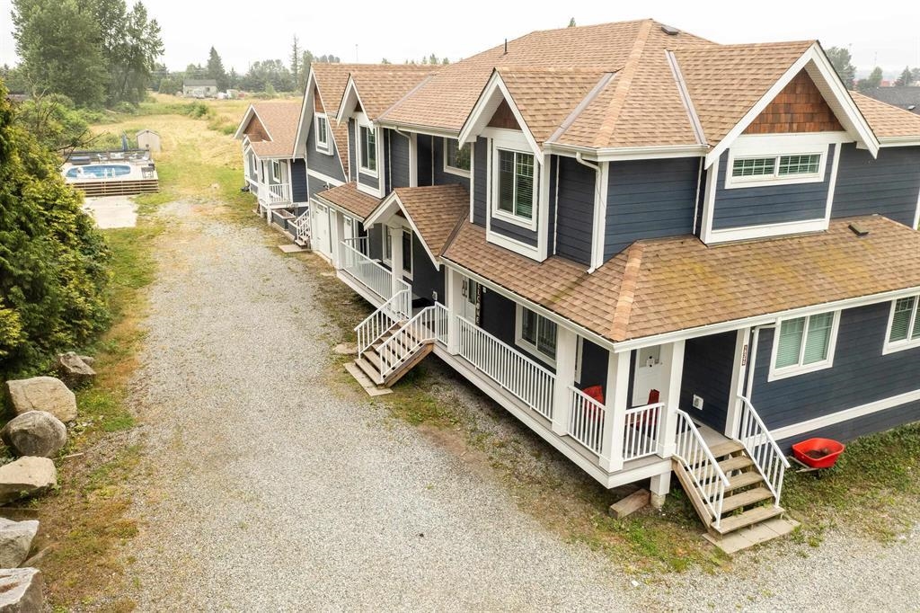 18390 Old Dewdney Trunk Road, Pitt Meadows, BC V3Y 2R9
