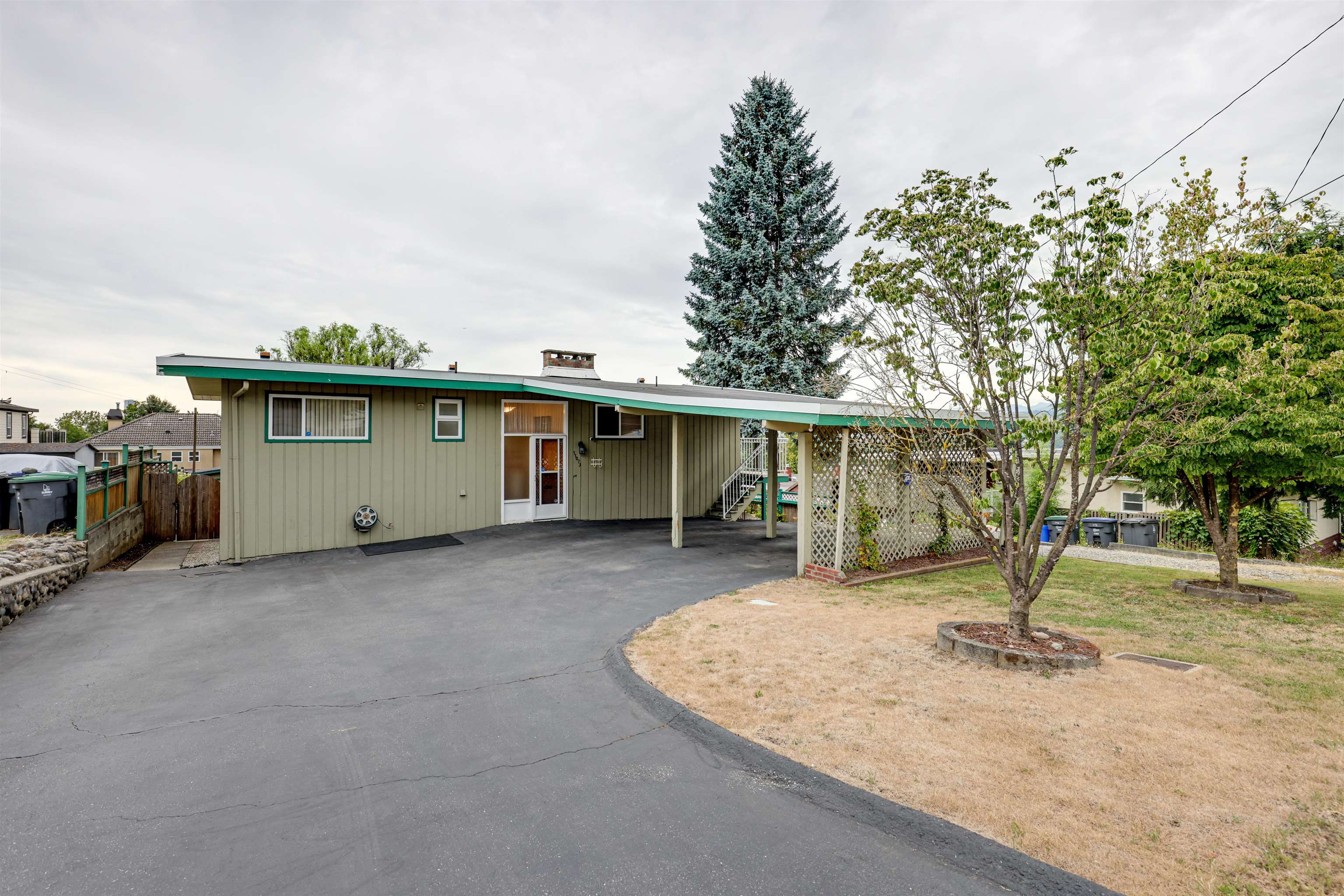 129a Street, Surrey, BC V3T 3K9