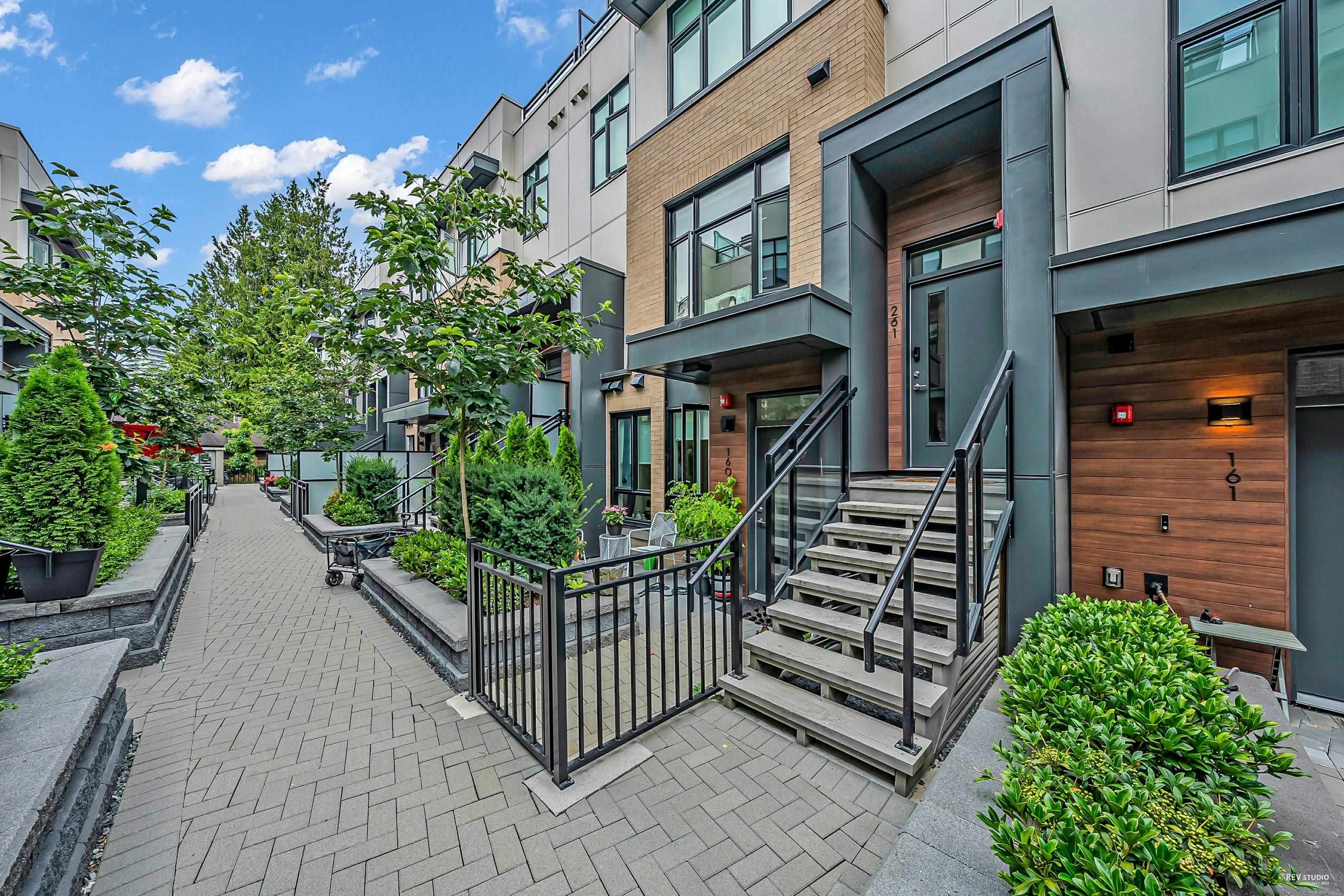 2035 Glenaire Drive #261, North Vancouver, BC V7P 1Y2