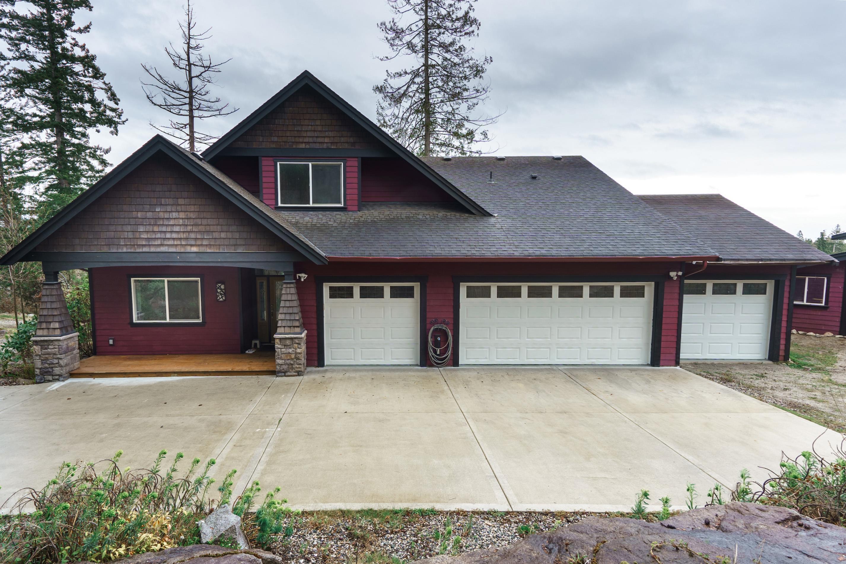 5628 Medusa Place, Sechelt, BC V0N 3A3