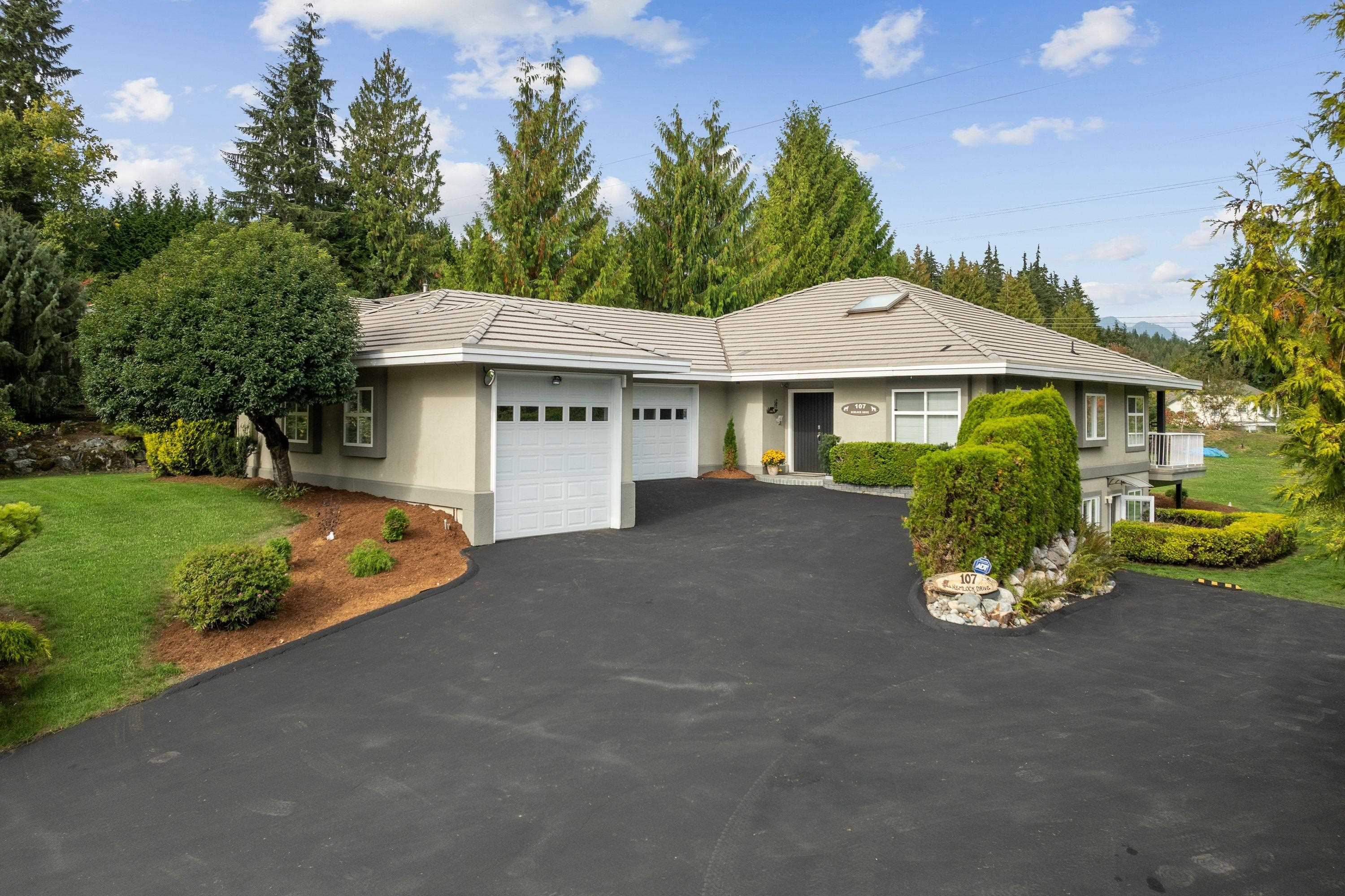 107 Hemlock Drive, Anmore, BC V3H 4W9