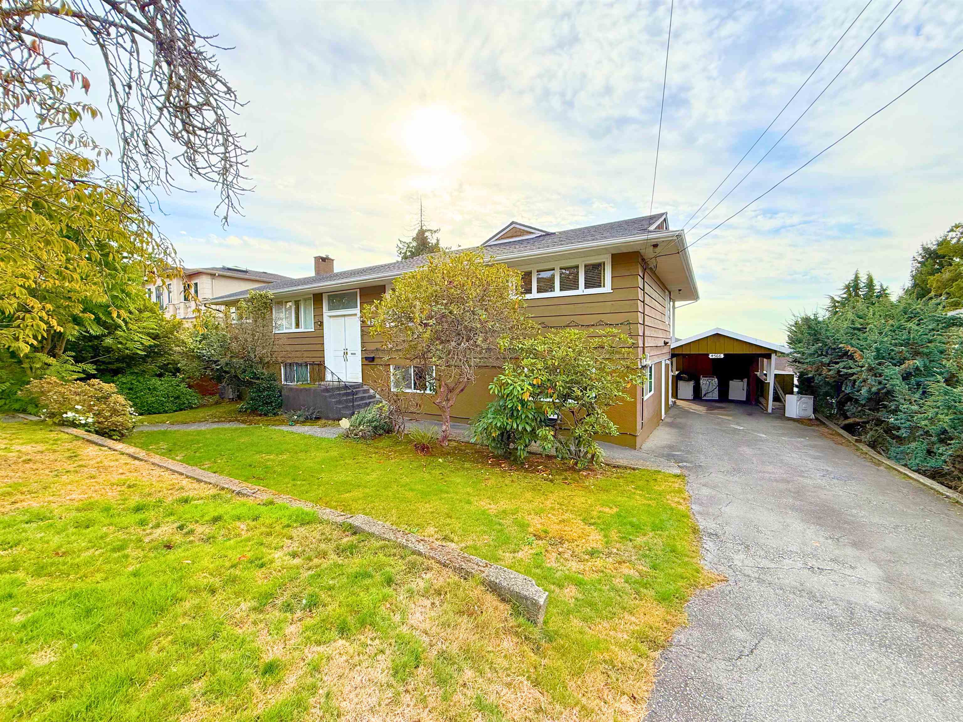 4566 Neville Street, Burnaby, BC V5J 2G8