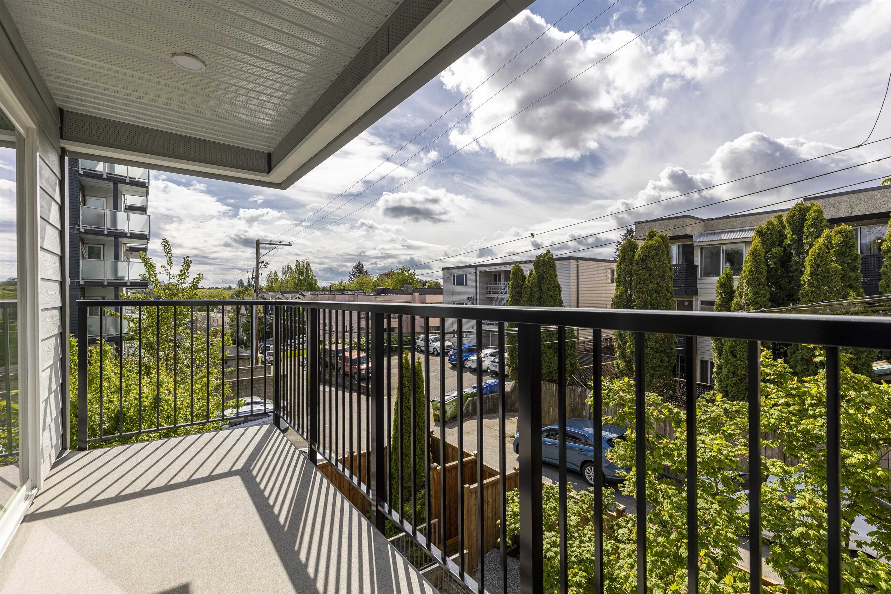 808 East 8th Avenue #306, Vancouver, BC V5T 1T5