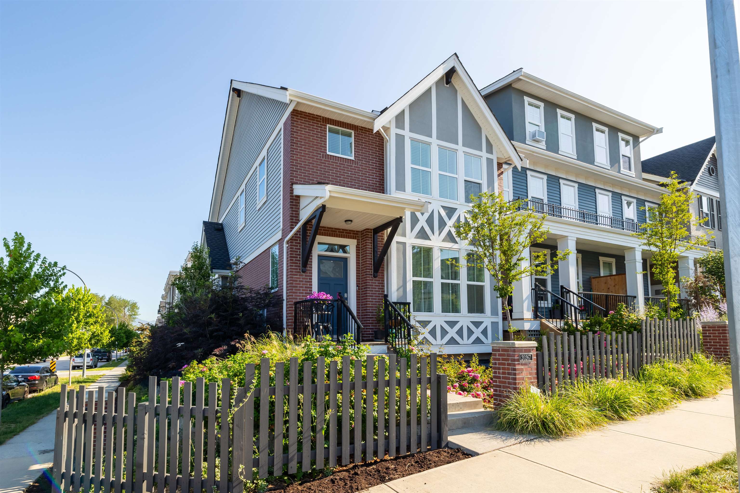 82b Avenue, Langley, BC V2Y 0Y8