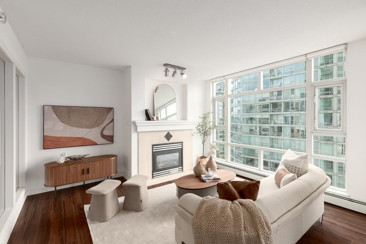 1199 Marinaside Crescent #1907, Vancouver, BC V6Z 2Y2