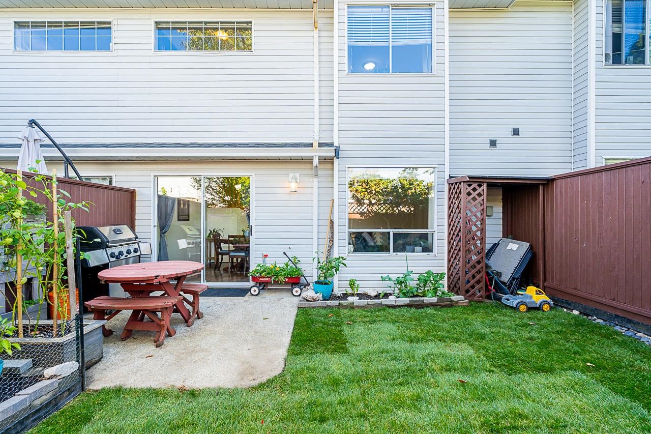20625 118 Avenue #9, Maple Ridge, BC V2X 0R1