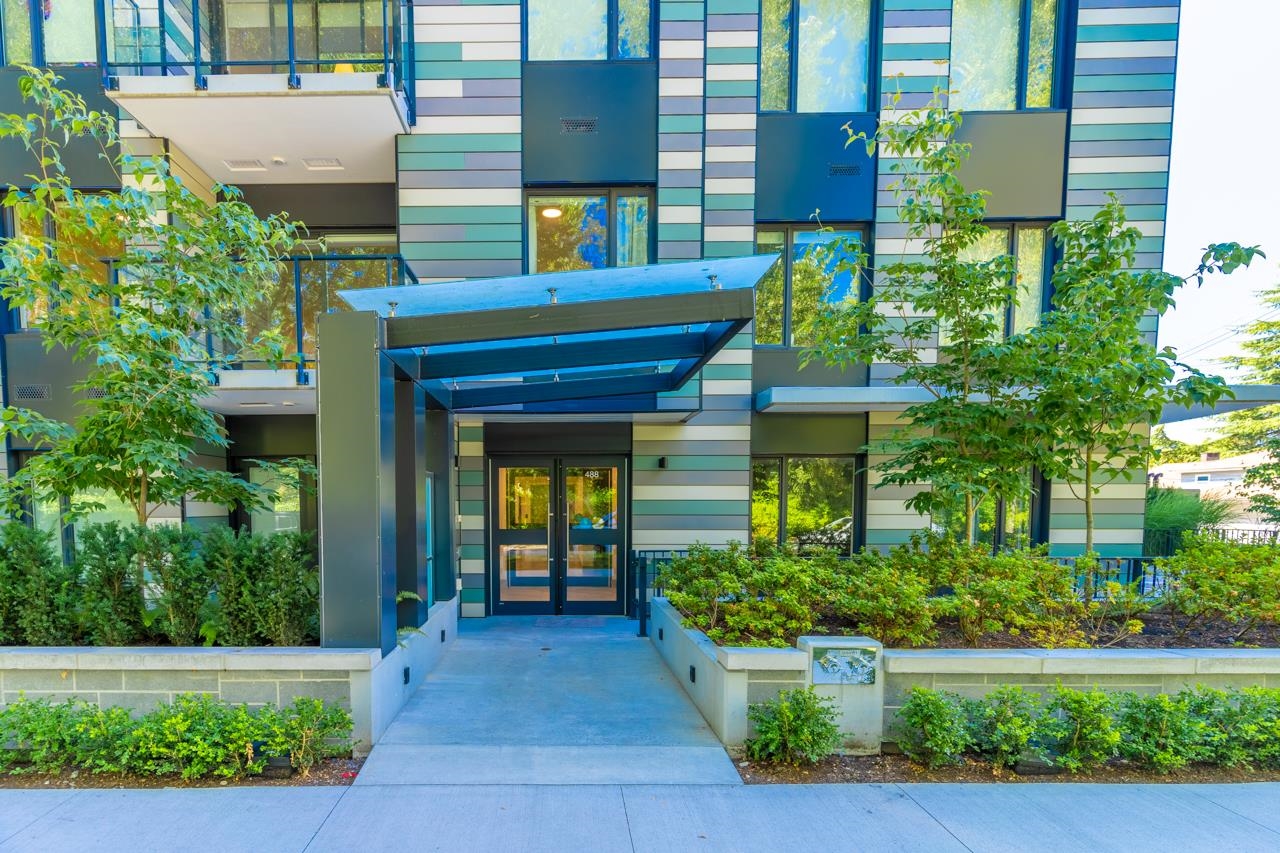 488 West 58th Avenue #209, Vancouver, BC V5X 1V5