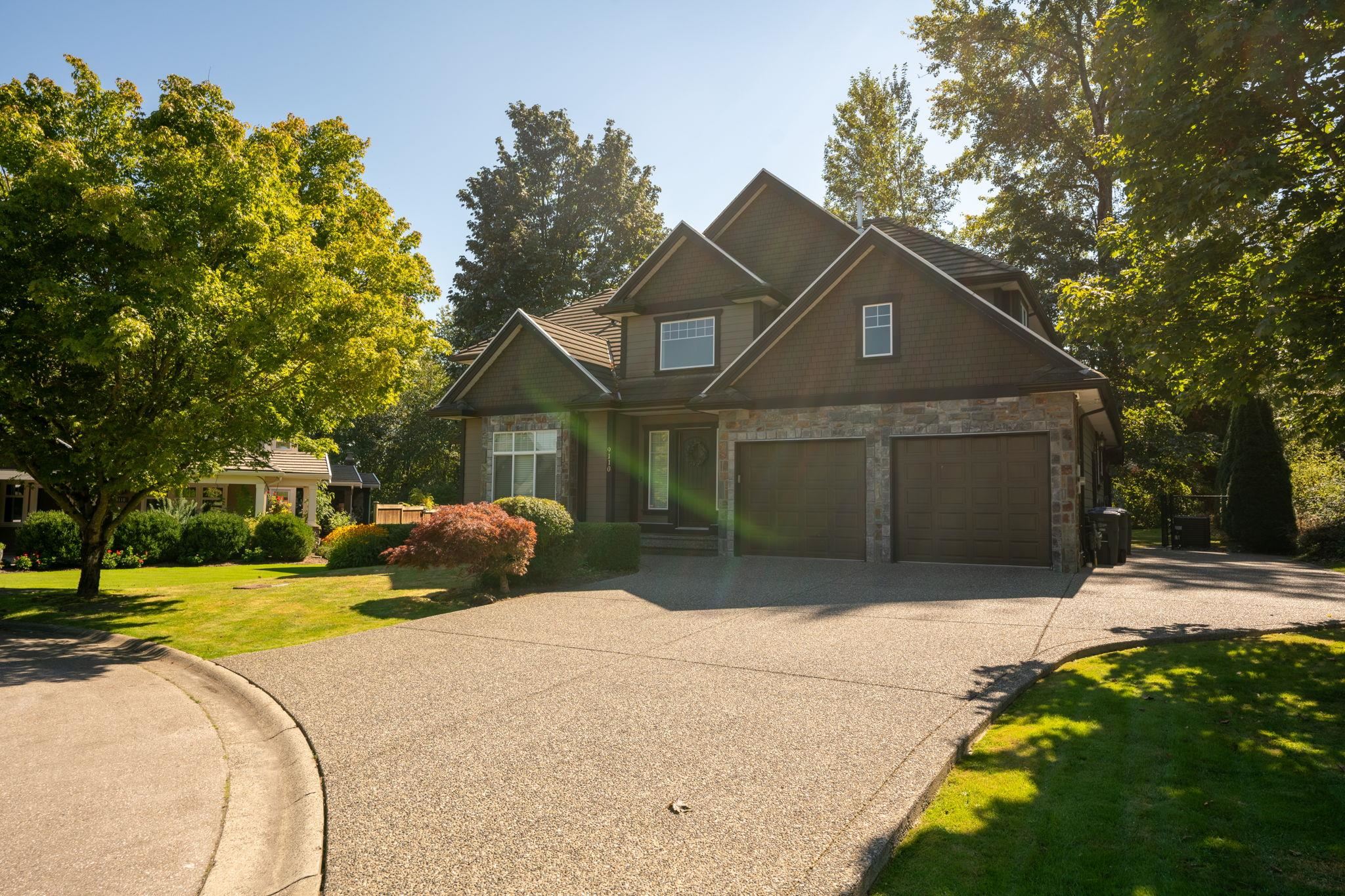 163a Street, Surrey, BC V4N 5S5