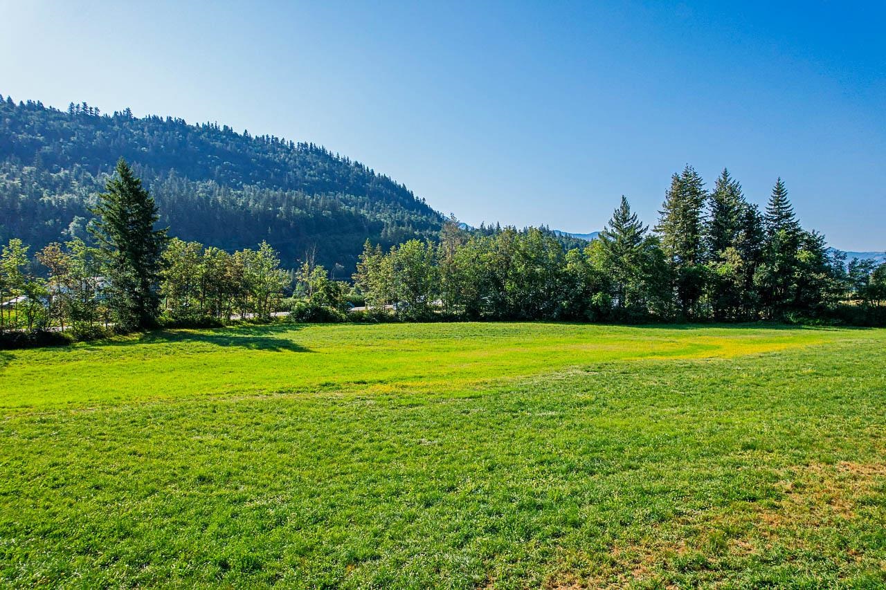 3705 Hot Springs Rd, Kent, BC V0M 1A3