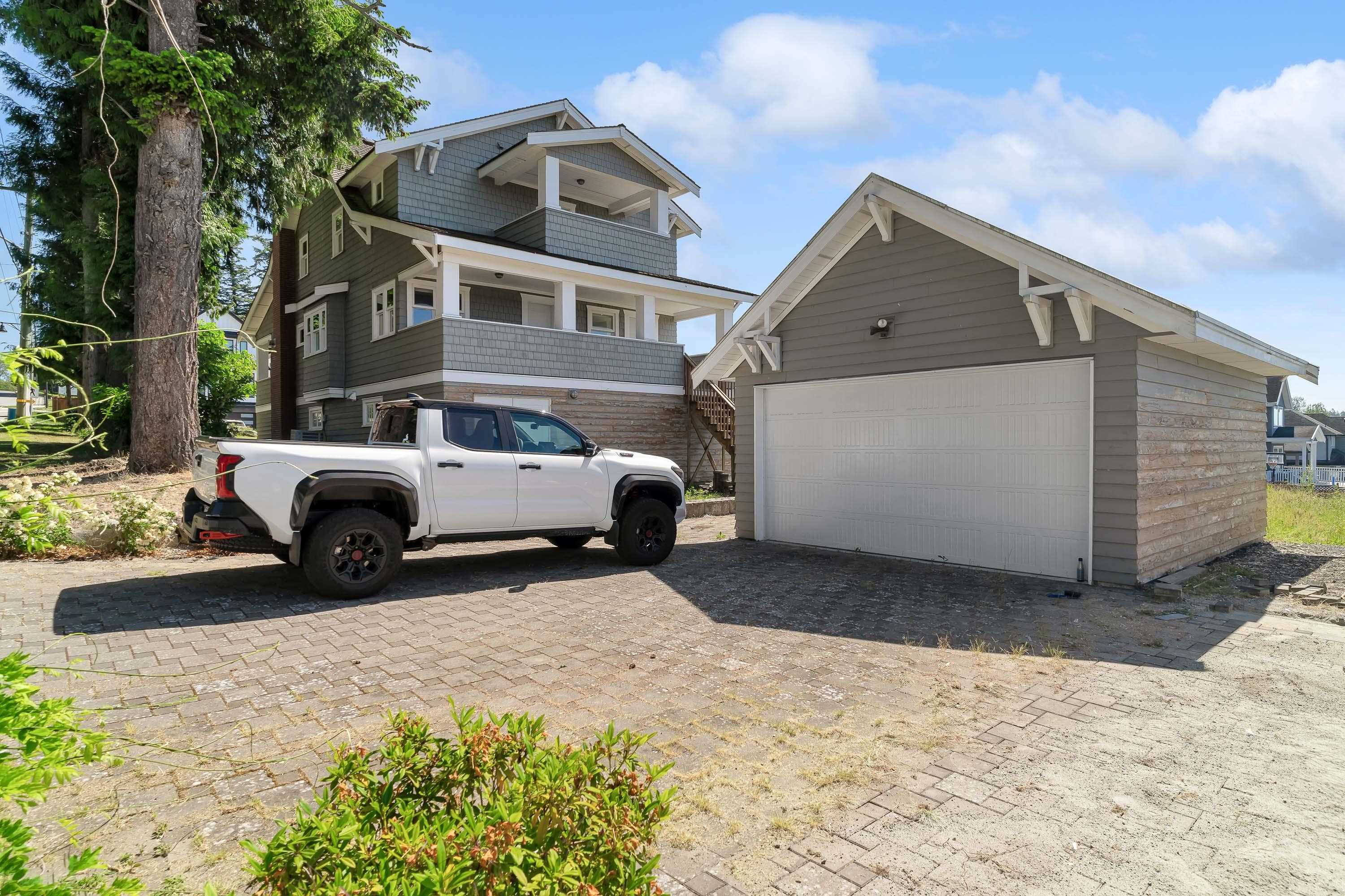 16602 Bell Road, Surrey, BC V3S 1H8