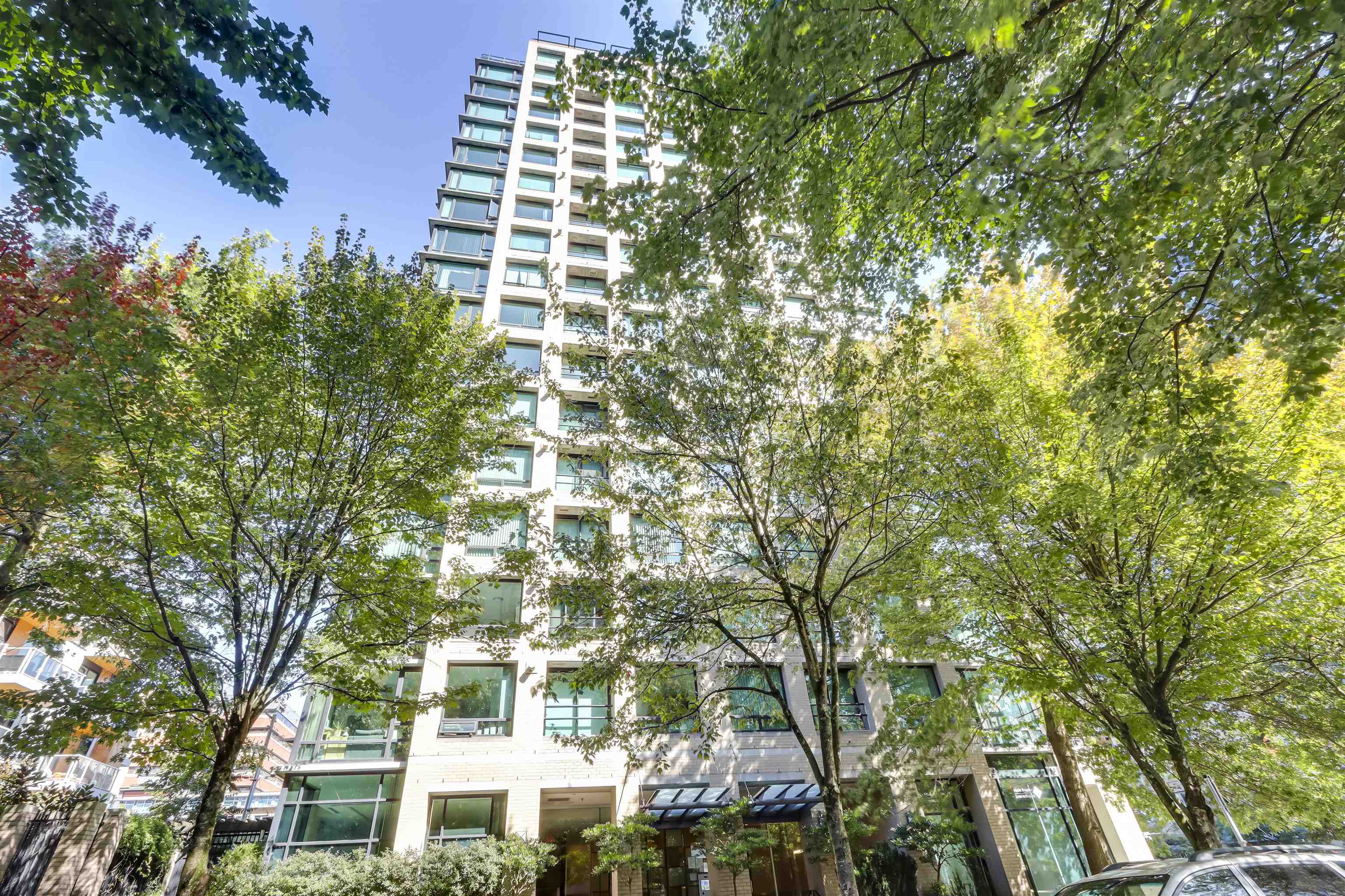 1003 Burnaby Street #1406, Vancouver, BC V6E 4R7