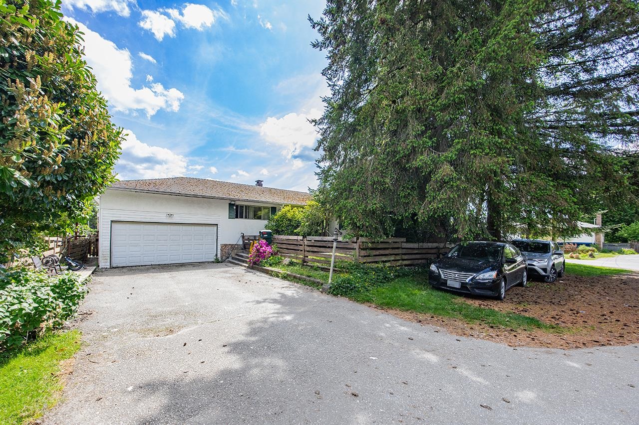 119 Avenue, Maple Ridge, BC V2X 2Y3