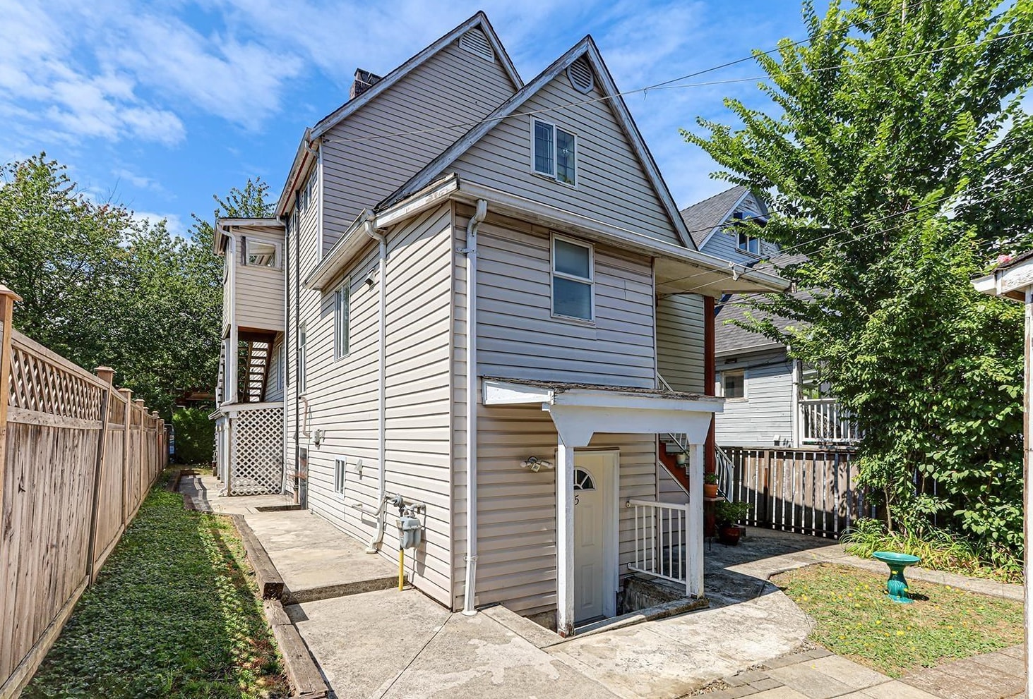 780 Victoria Drive, Vancouver, BC V5L 4E6