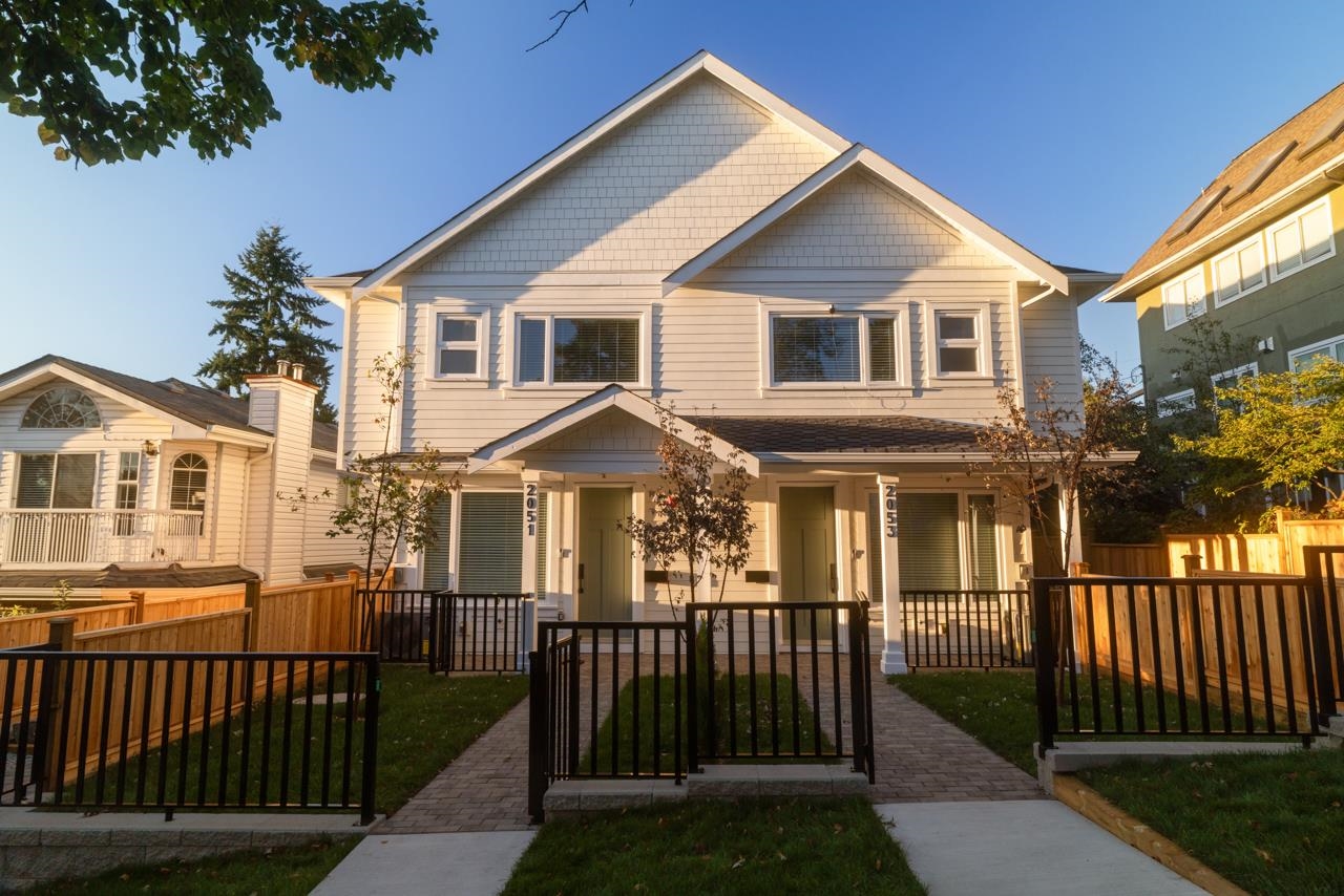 2049 East 4th Avenue, Vancouver, BC V5N 1K5
