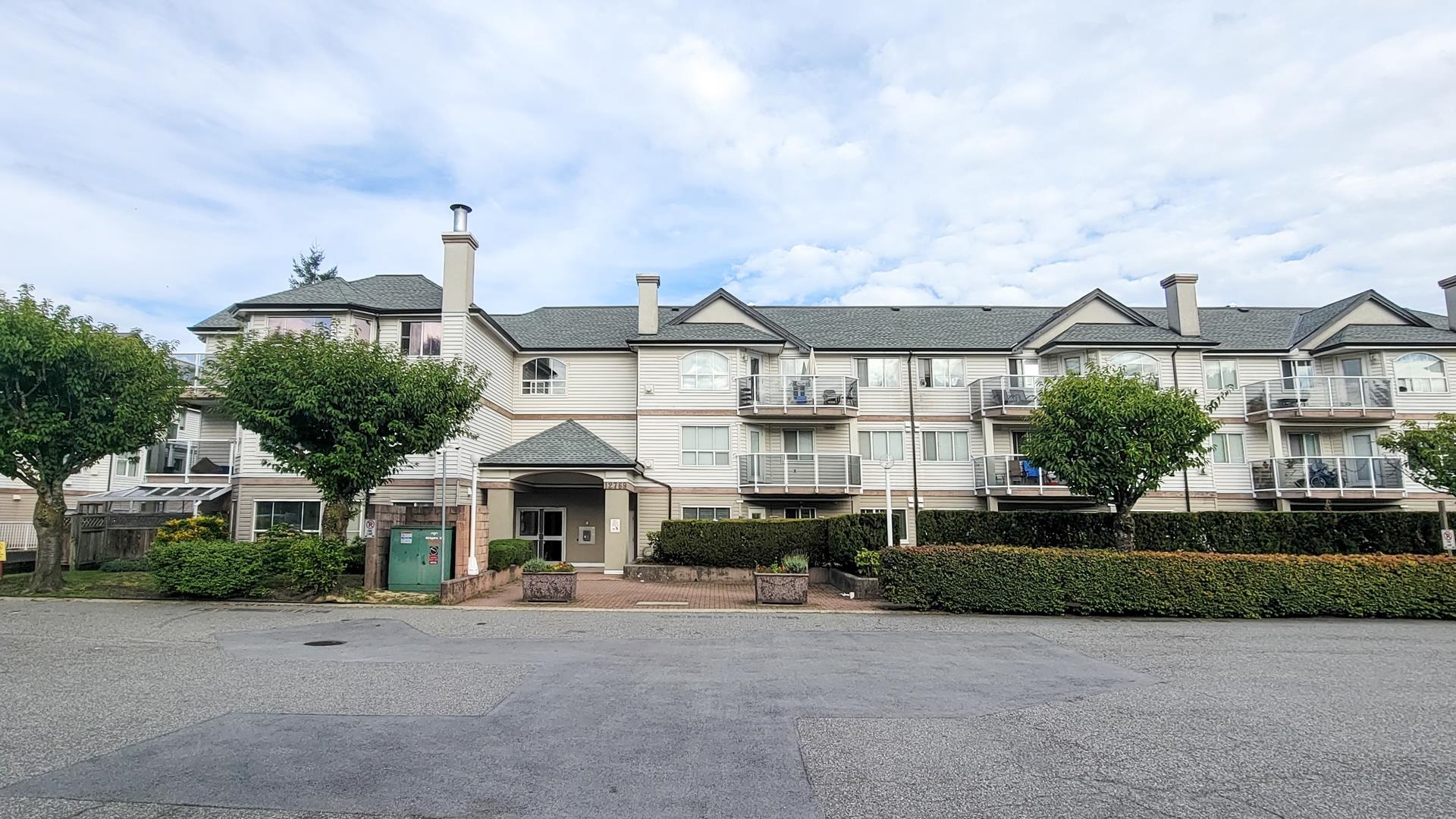 12769 72 Avenue #303, Surrey, BC V3W 2M7