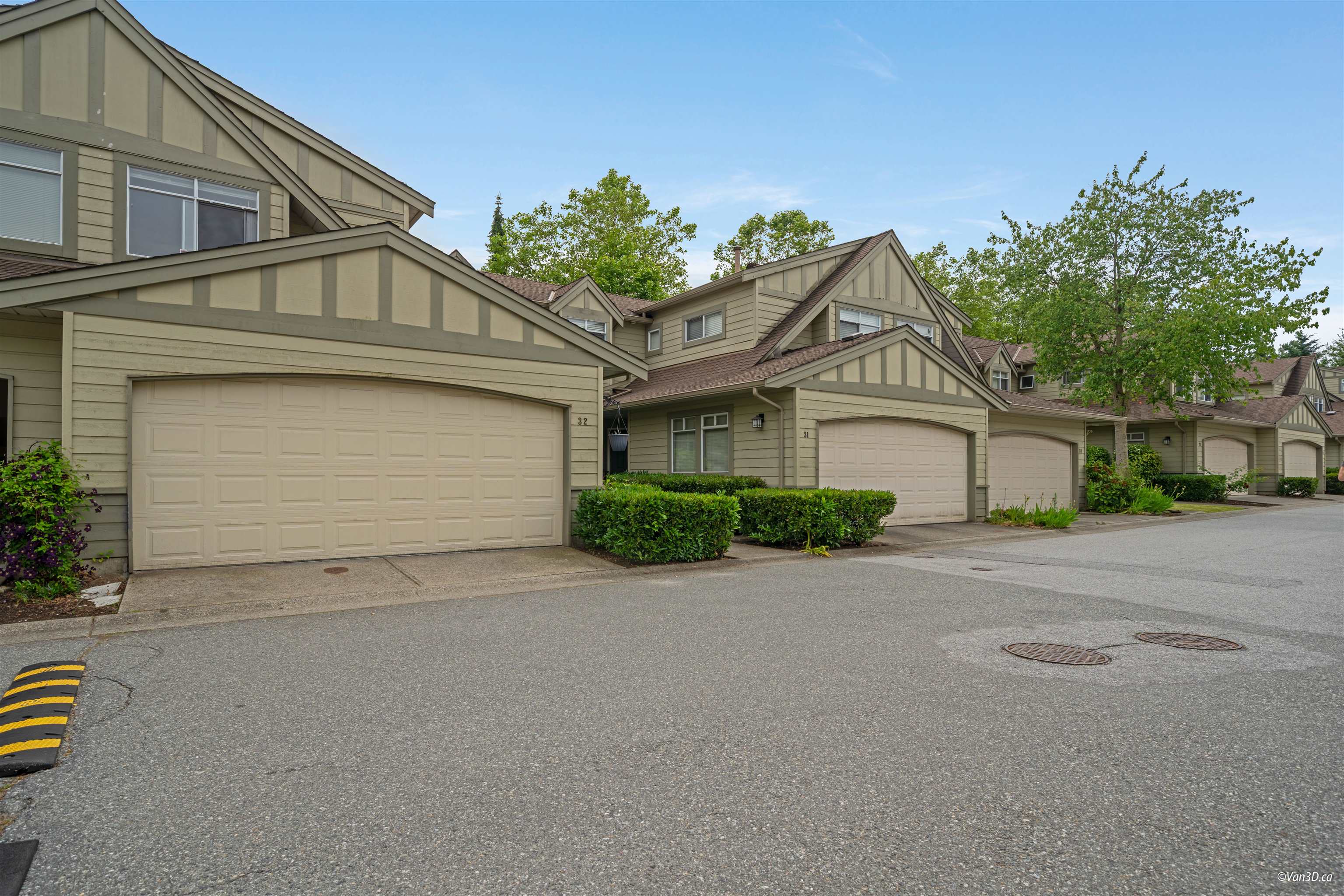 10238 155a Street #32, Surrey, BC V3R 0V8