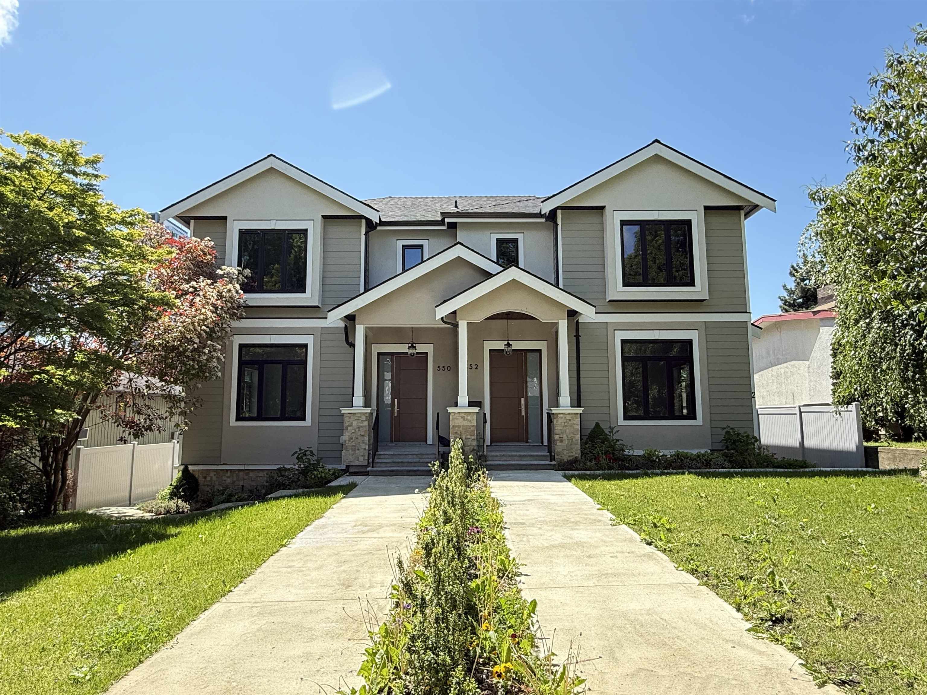 550 West 64th Avenue, Vancouver, BC V6P 2K9